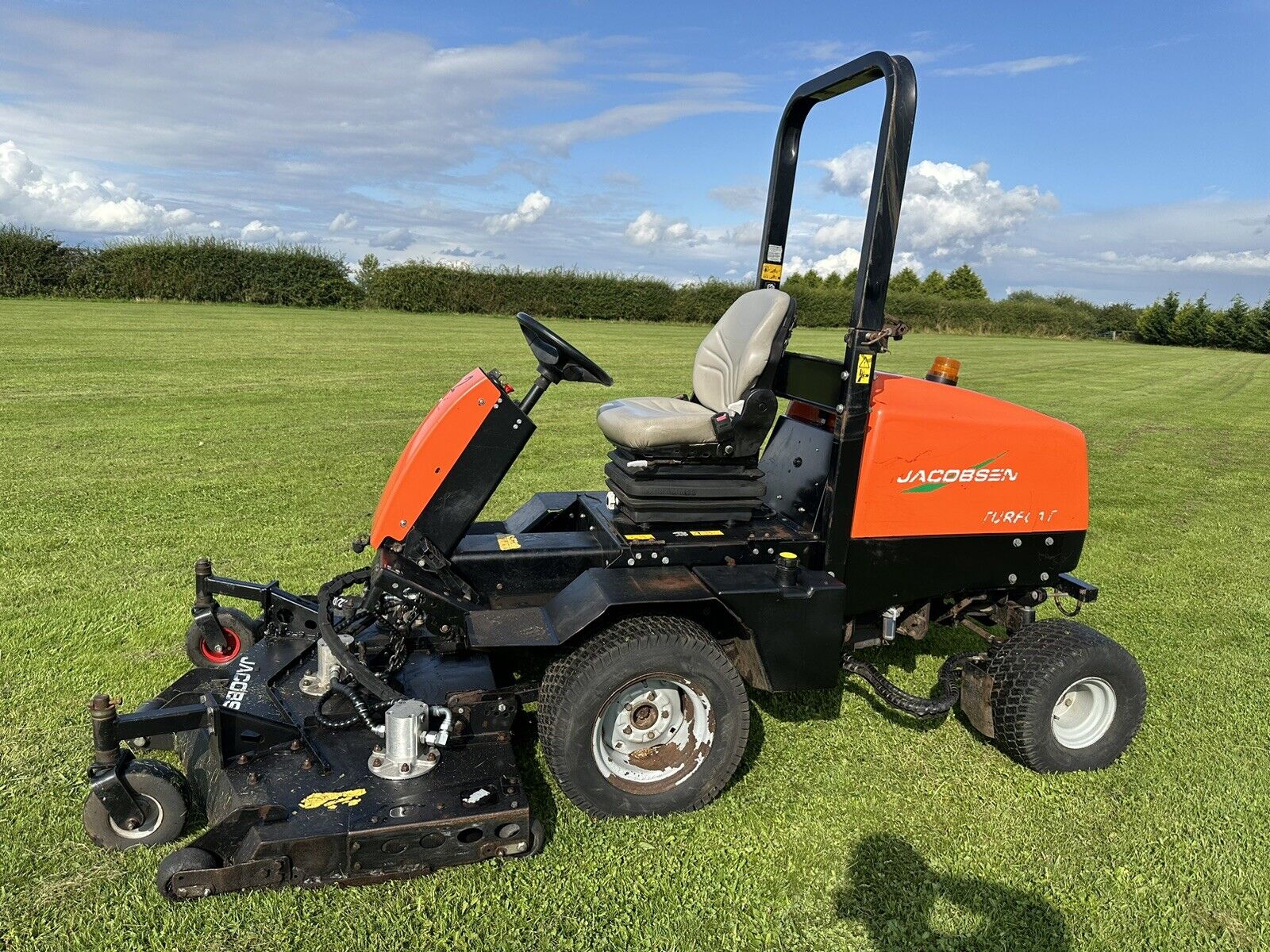 2015 JACOBSEN TURFCAT OUTFRONT DIESEL RIDE SIT ON LAWNMOWER