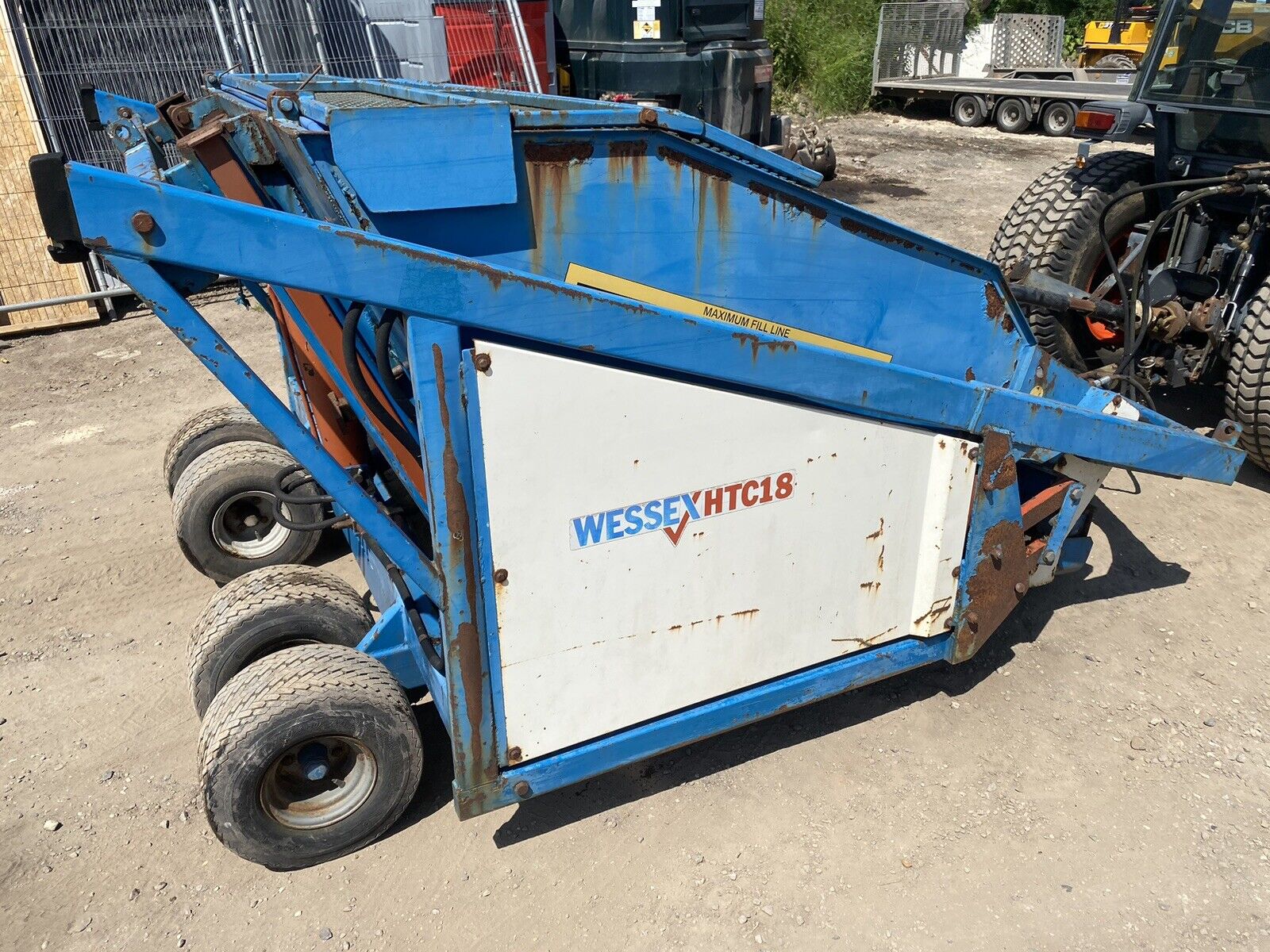 WESSEX HTC18 PADDOCK CLEANER SWEEPER POWERED WEEEPER FOR TRACTOR 3