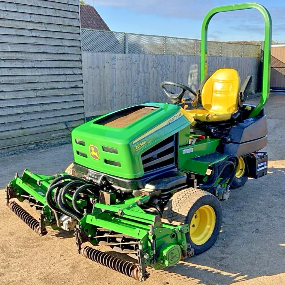 2016 JOHN DEERE 2653B TRIPLE CYLINDER RIDE ON LAWN MOWER| 4114 HOURS