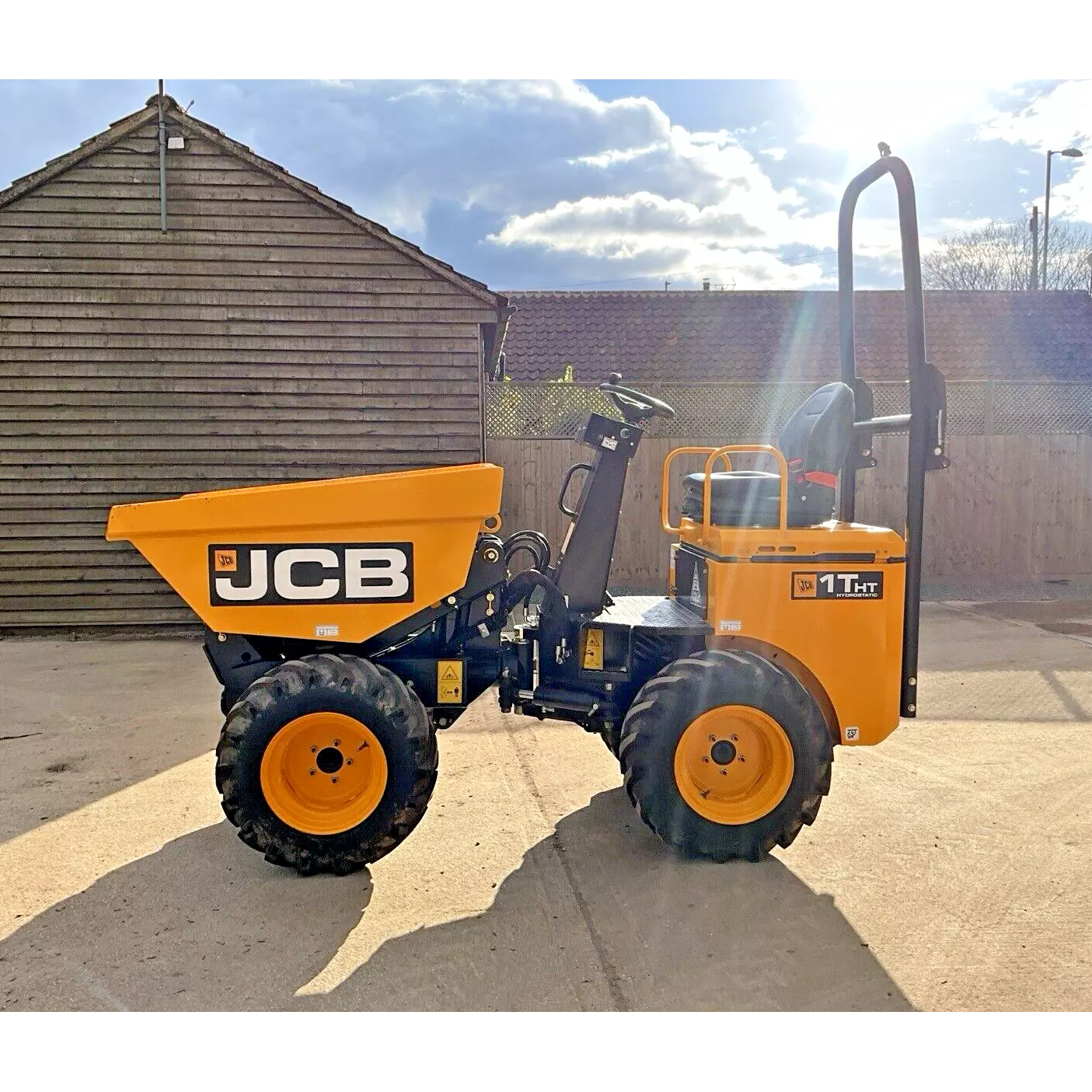 2017 JCB 1T