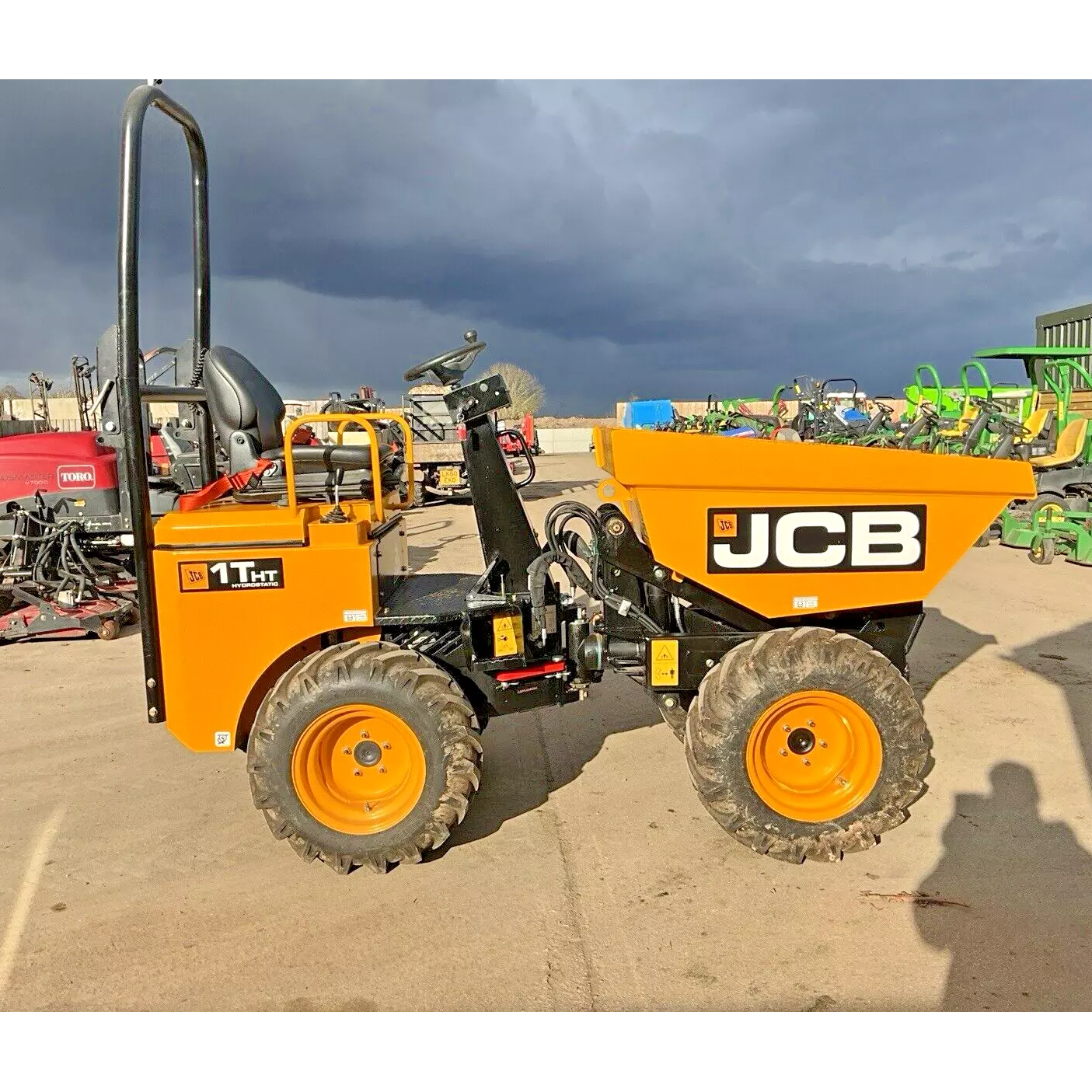 2017 JCB 1T