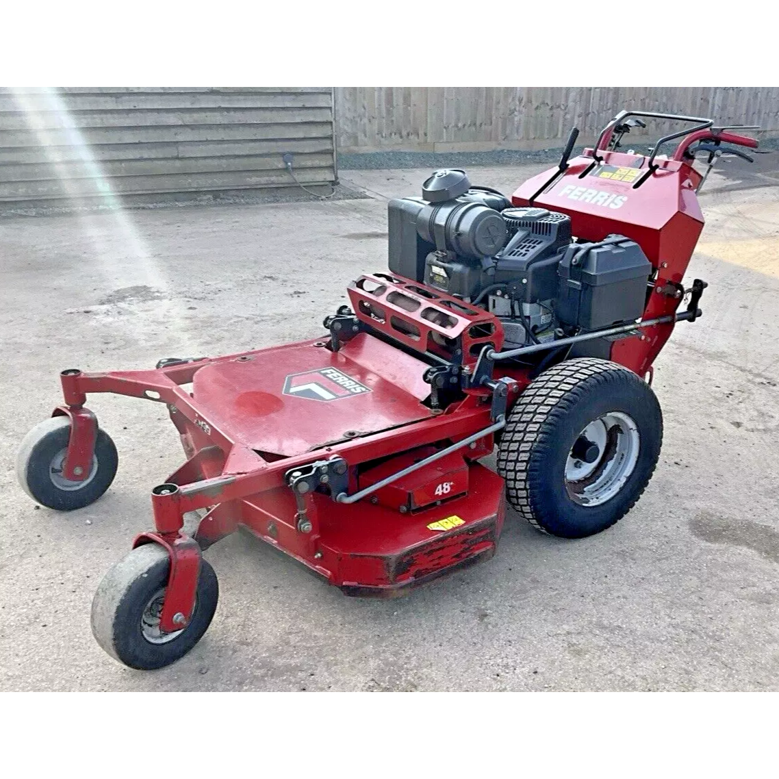 2018 FERRIS FW35 PEDESTRIAN ZERO TURN LAWN MOWER