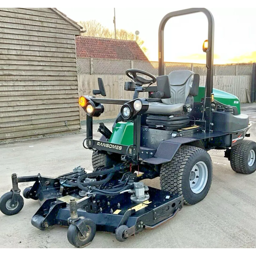 2018 RANSOMES HR300 OUTFRONT ROTARY DIESEL RIDE ON LAWN MOWER 1969 HRS