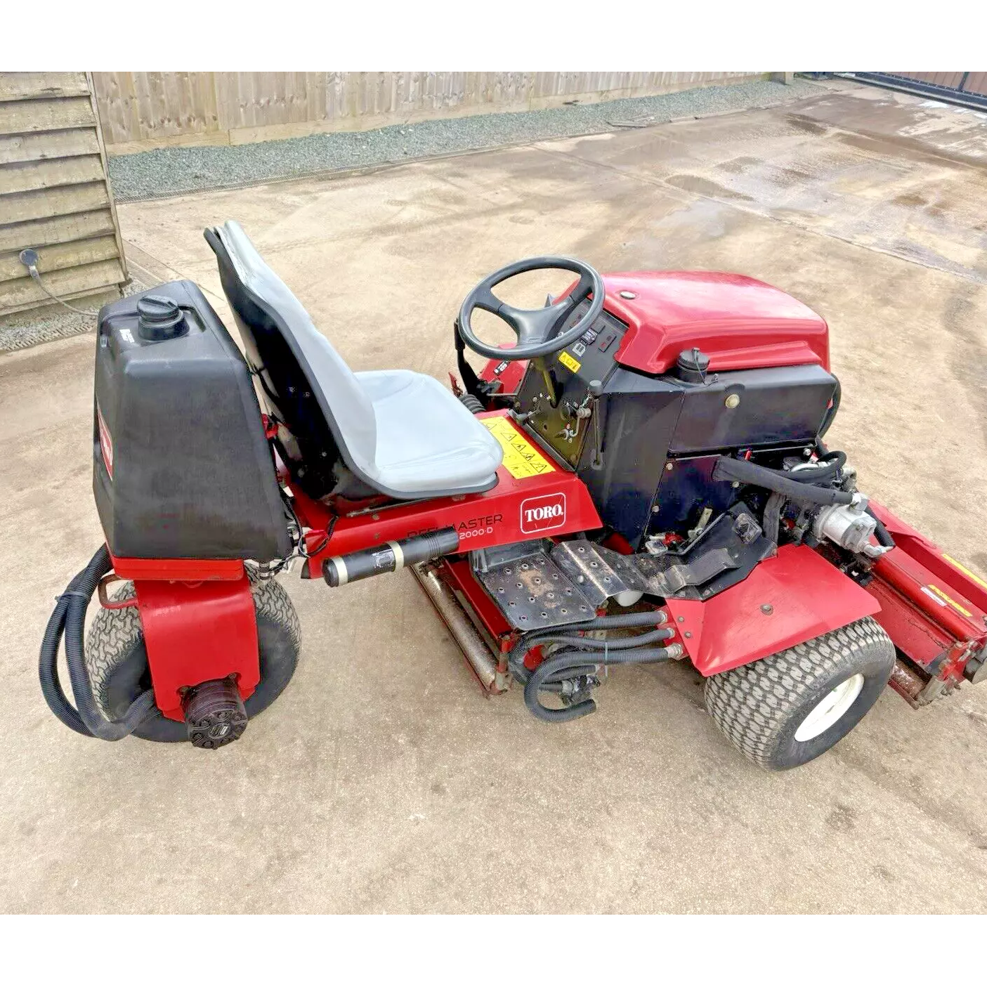 TORO REELMASTER 2000D
