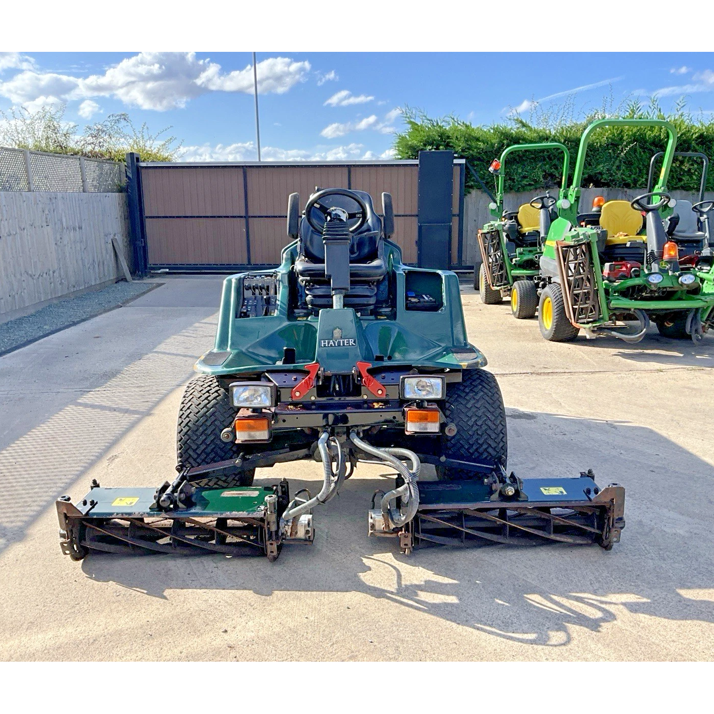 2004 HAYTER LT324