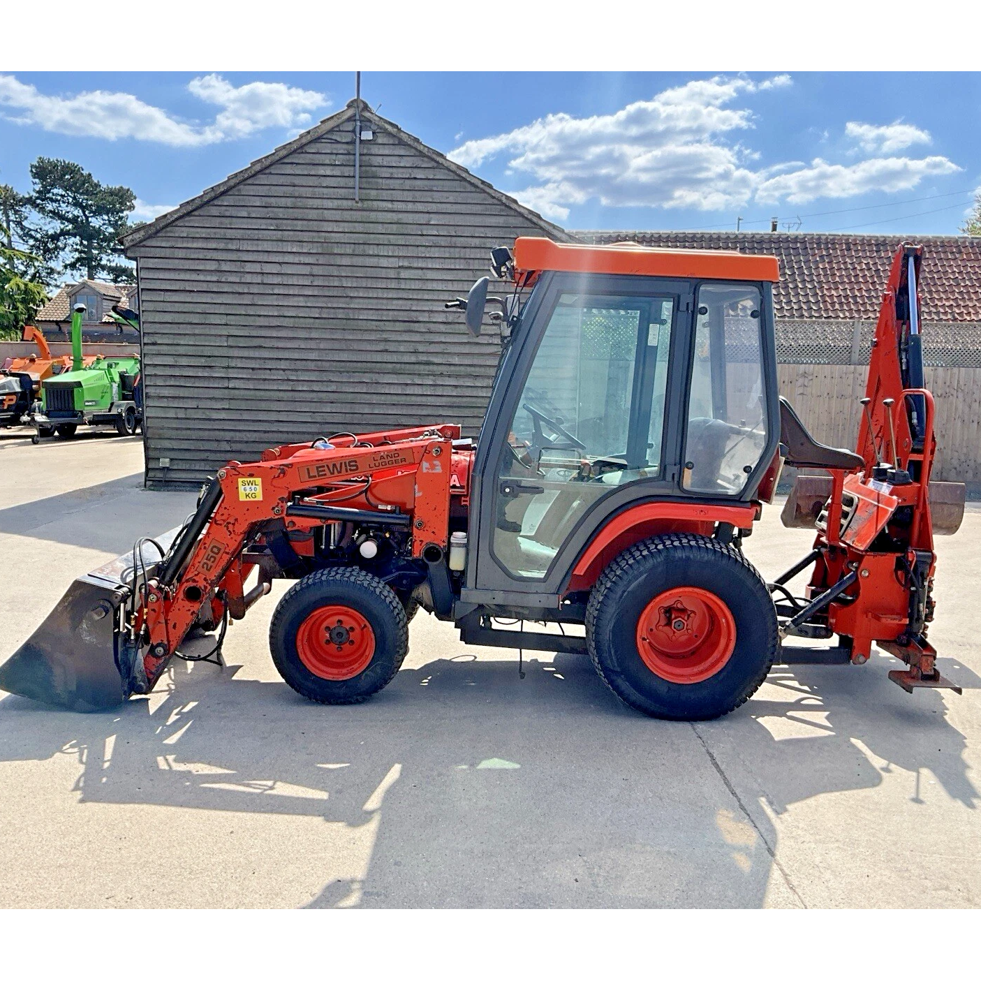 2005 KUBOTA B2410
