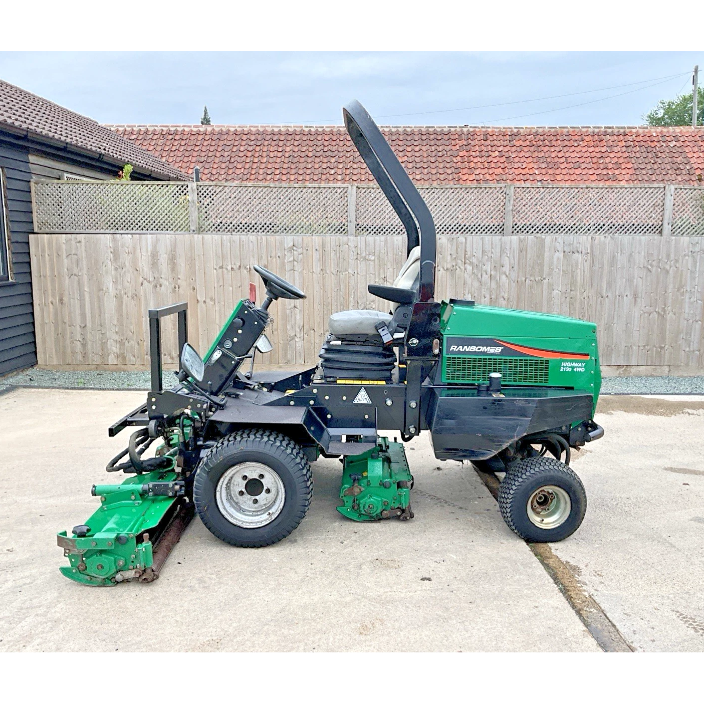 2006 RANSOMES HIGHWAY 2130