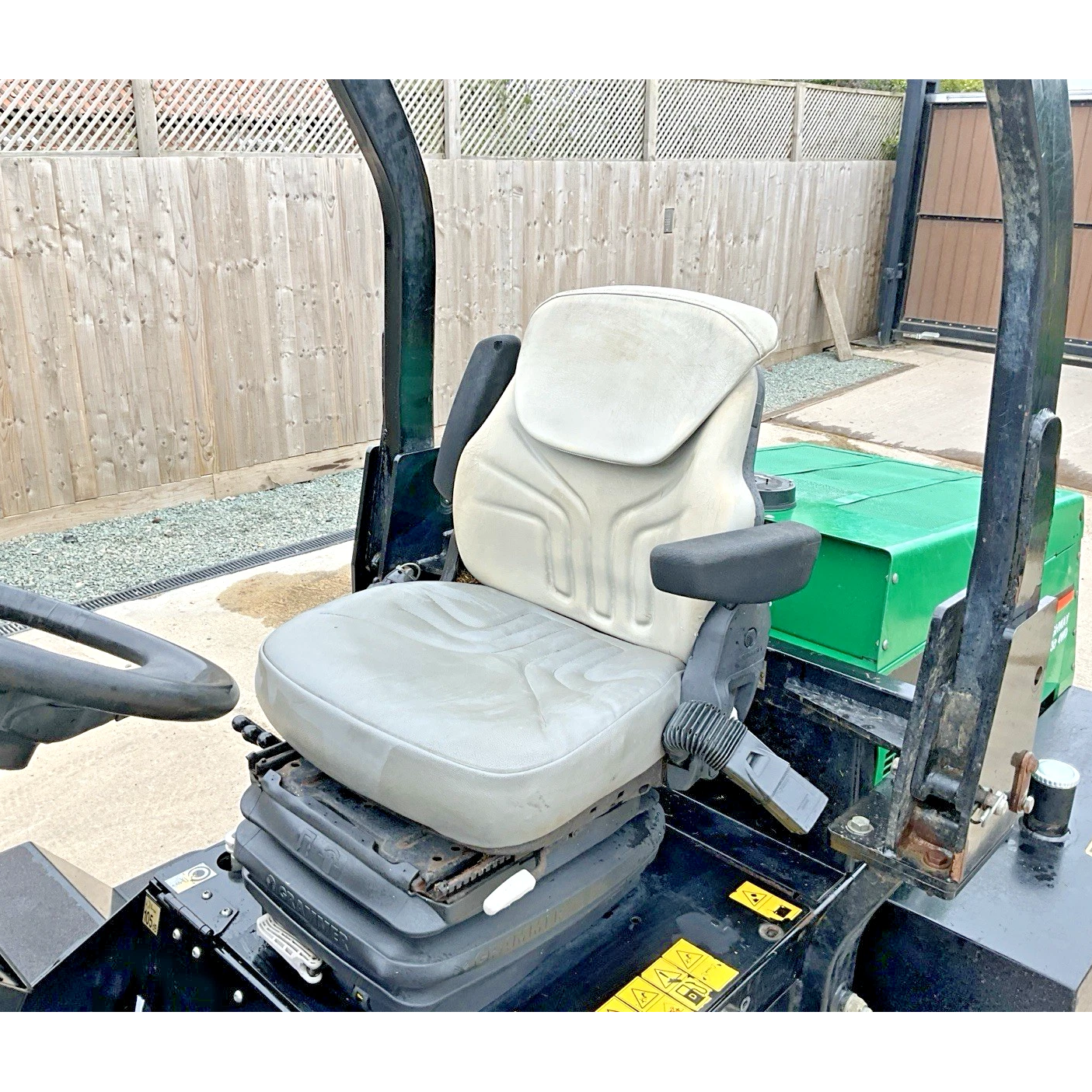 2006 RANSOMES HIGHWAY 2130