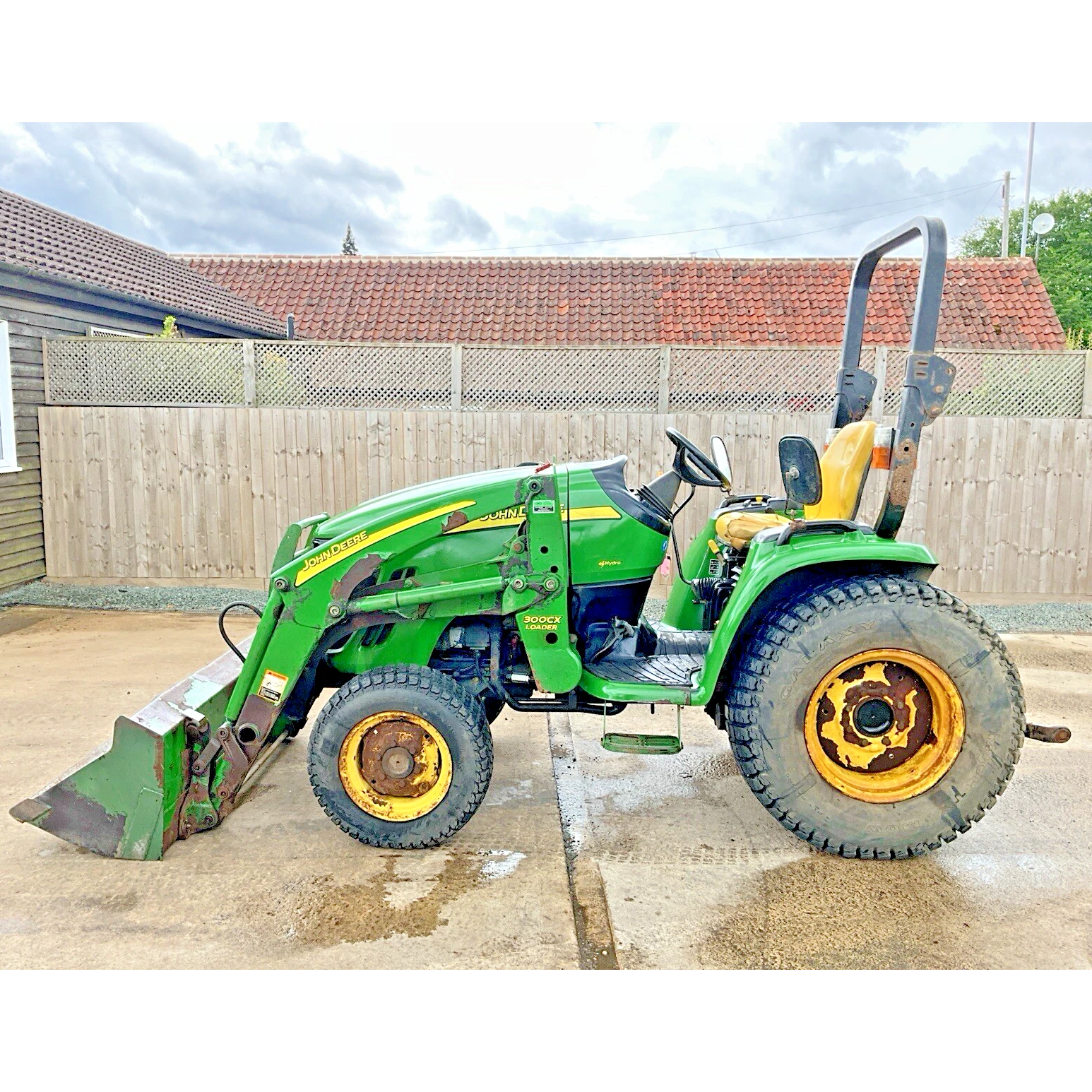 2007 JOHN DEERE 3520