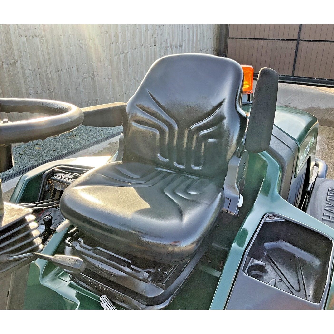 2010 HAYTER LT324
