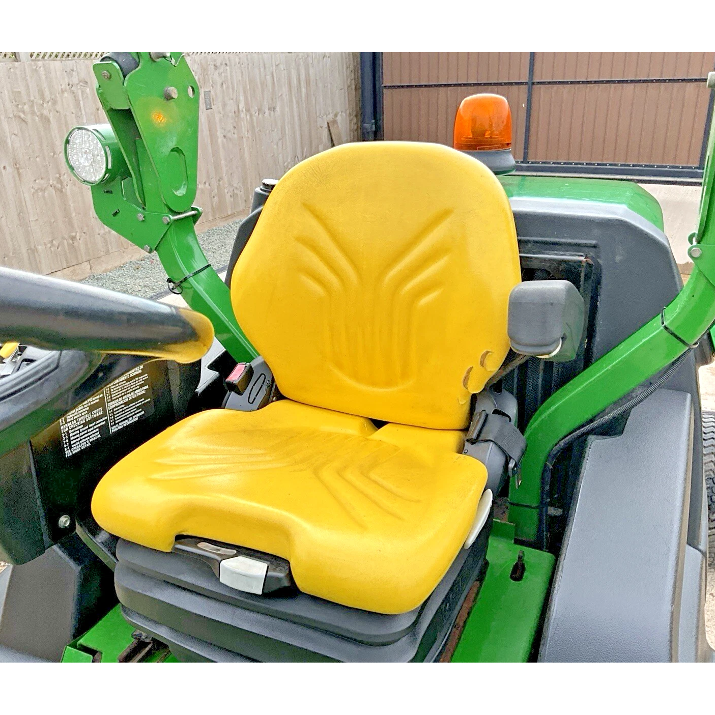 2010 JOHN DEERE 8400