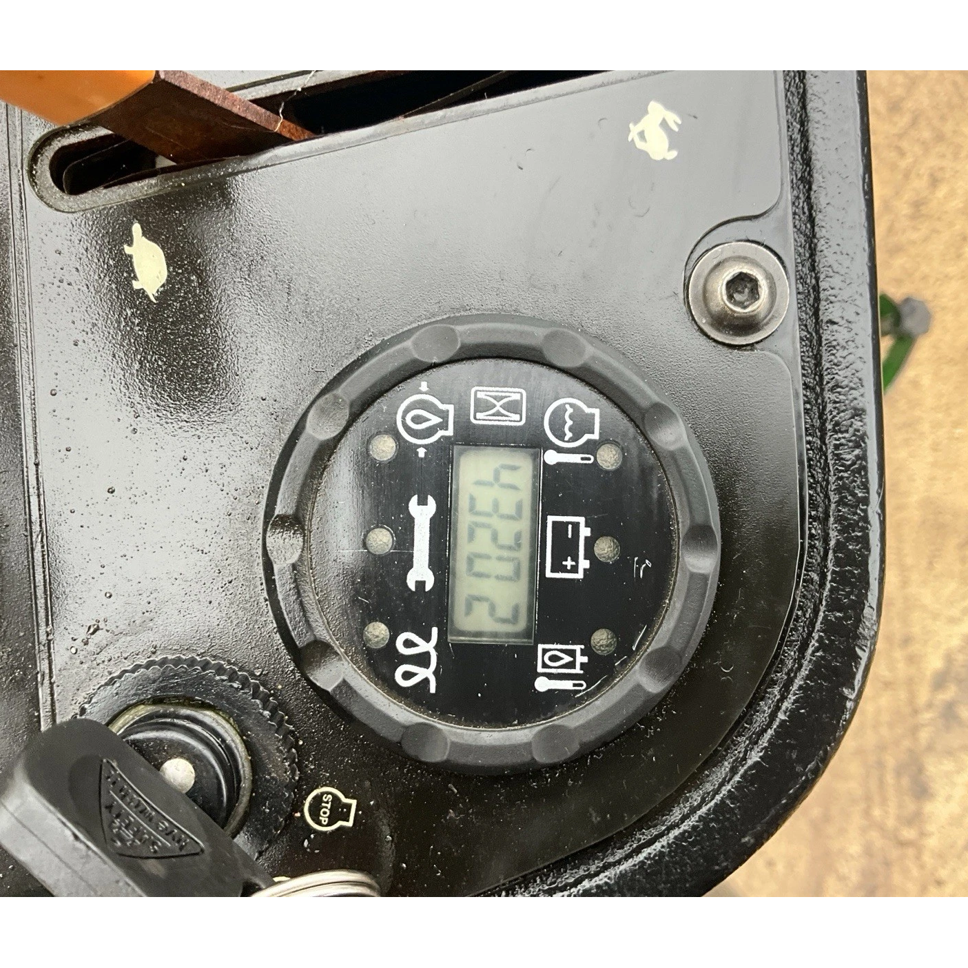 2010 JOHN DEERE 8400