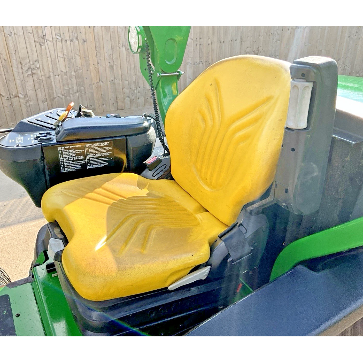 2010 JOHN DEERE 8400
