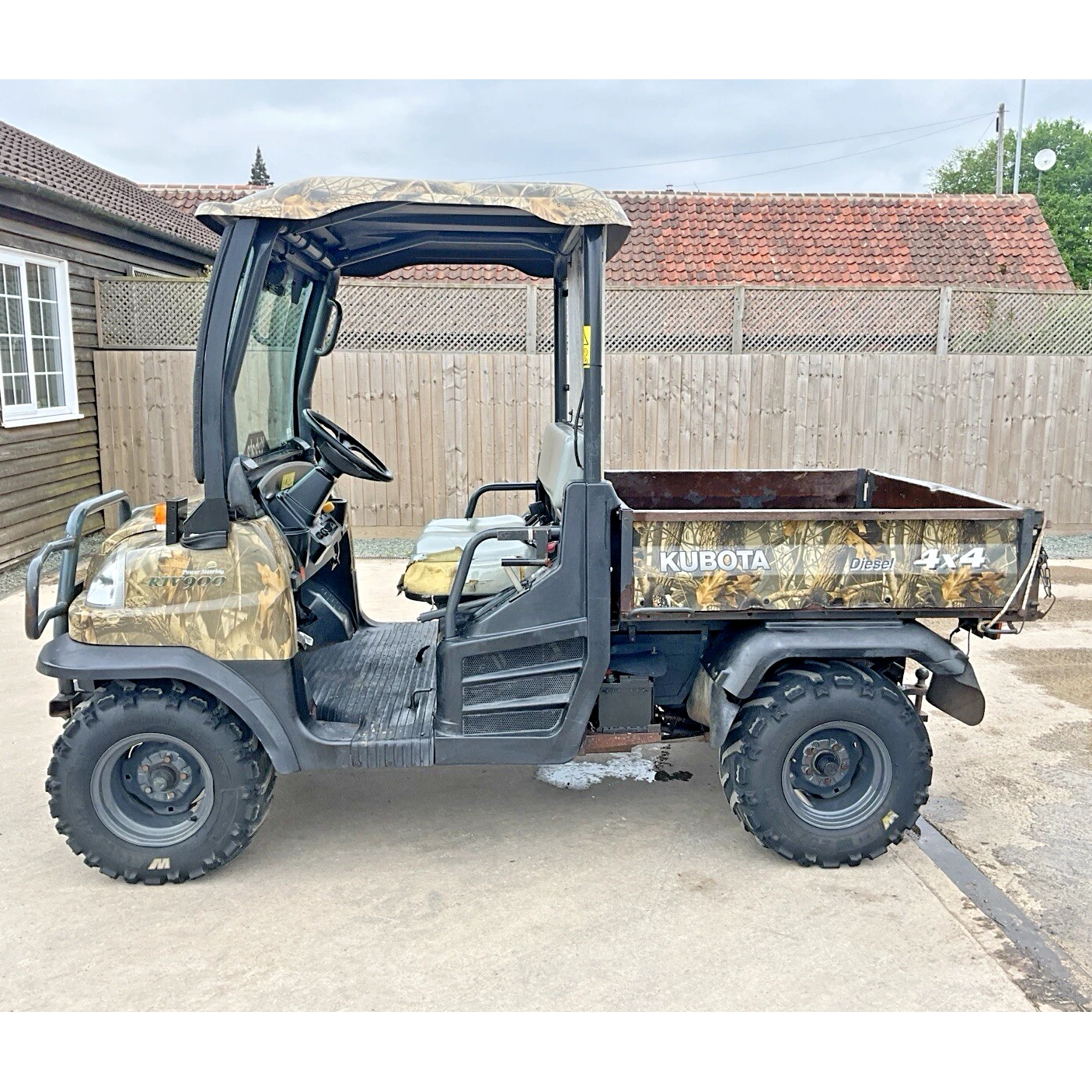 2010 KUBOTA RTV 900