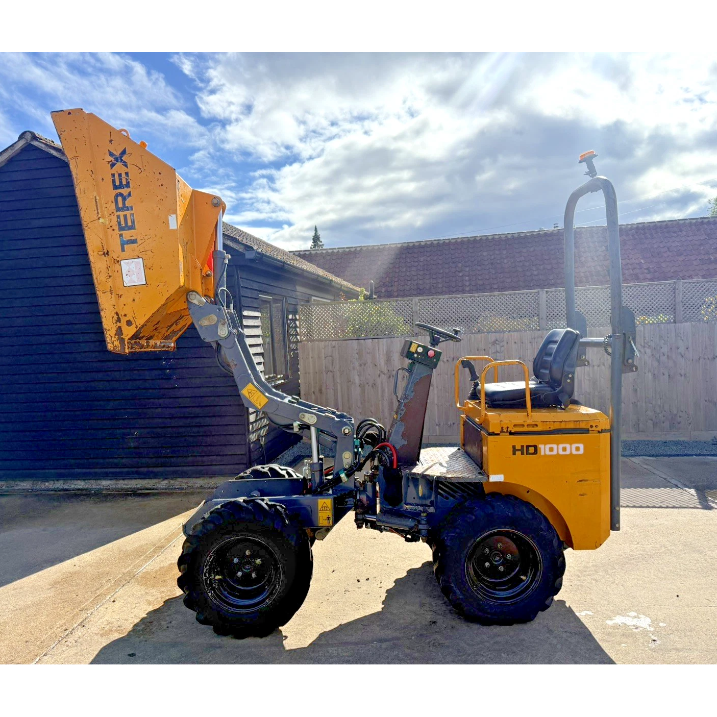 2011 BENFORD TEREX HD1000