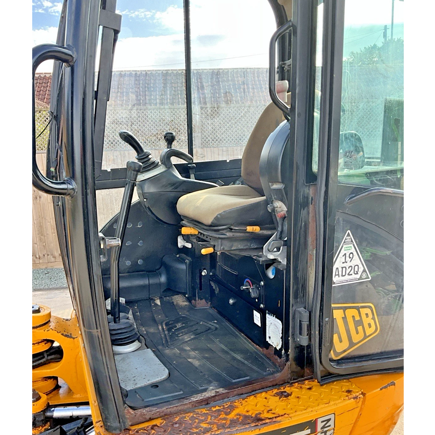 2011 JCB 8025 ZTS