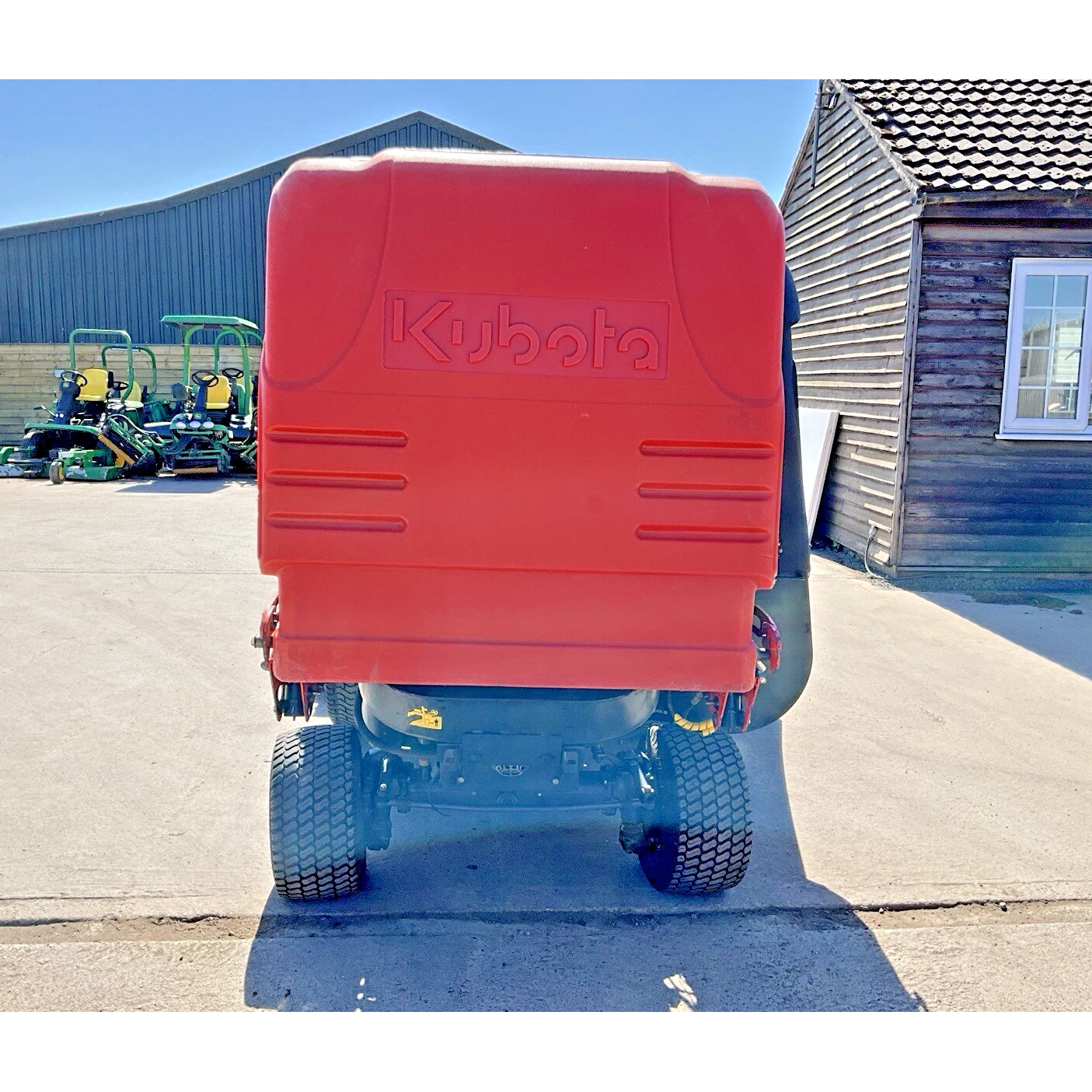 2011 KUBOTA F3680
