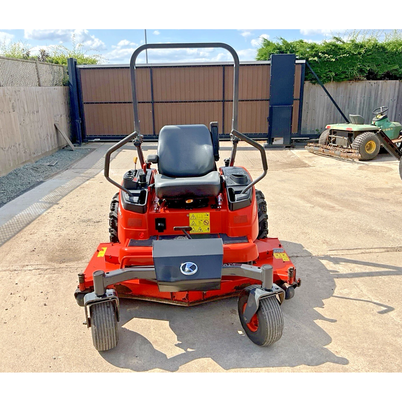 2011 KUBOTA ZD326