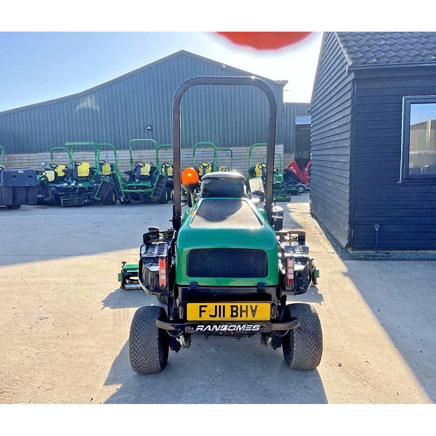 2011 RANSOMES HIGHWAY 3