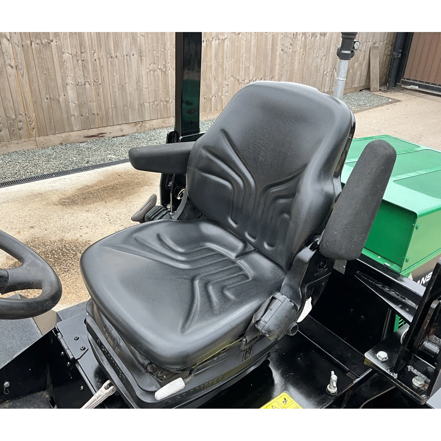 2011 RANSOMES PARKWAY 2250