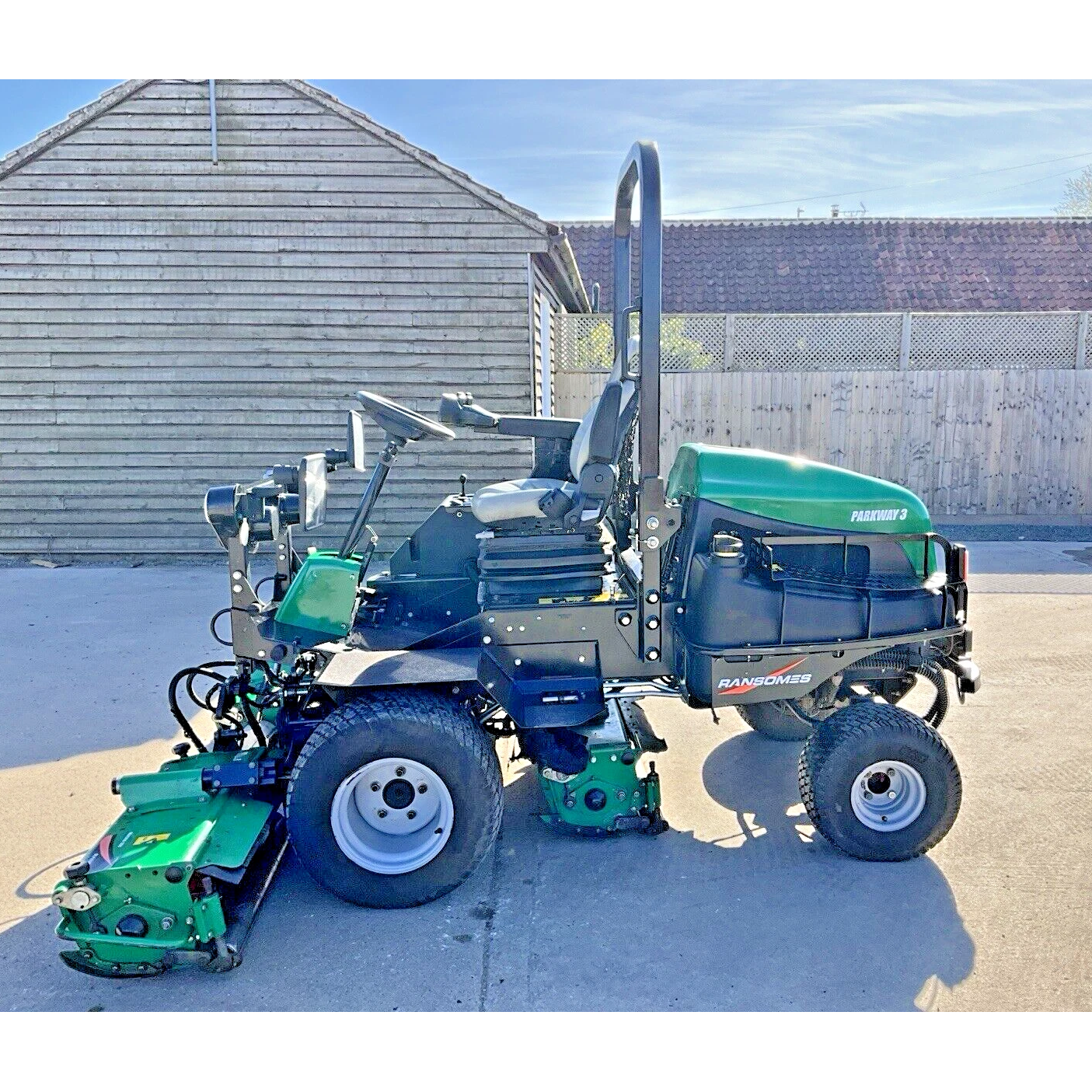 2011 RANSOMES PARKWAY 3