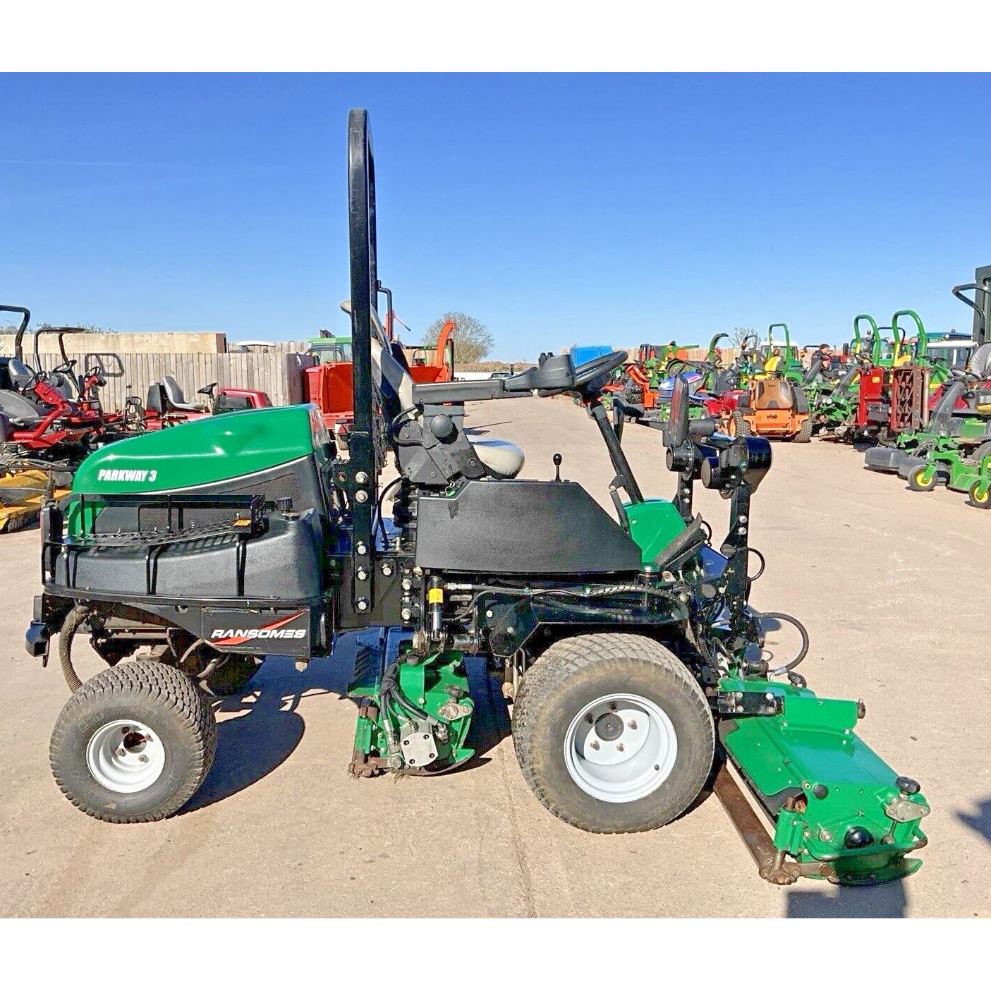 2011 RANSOMES PARKWAY 3