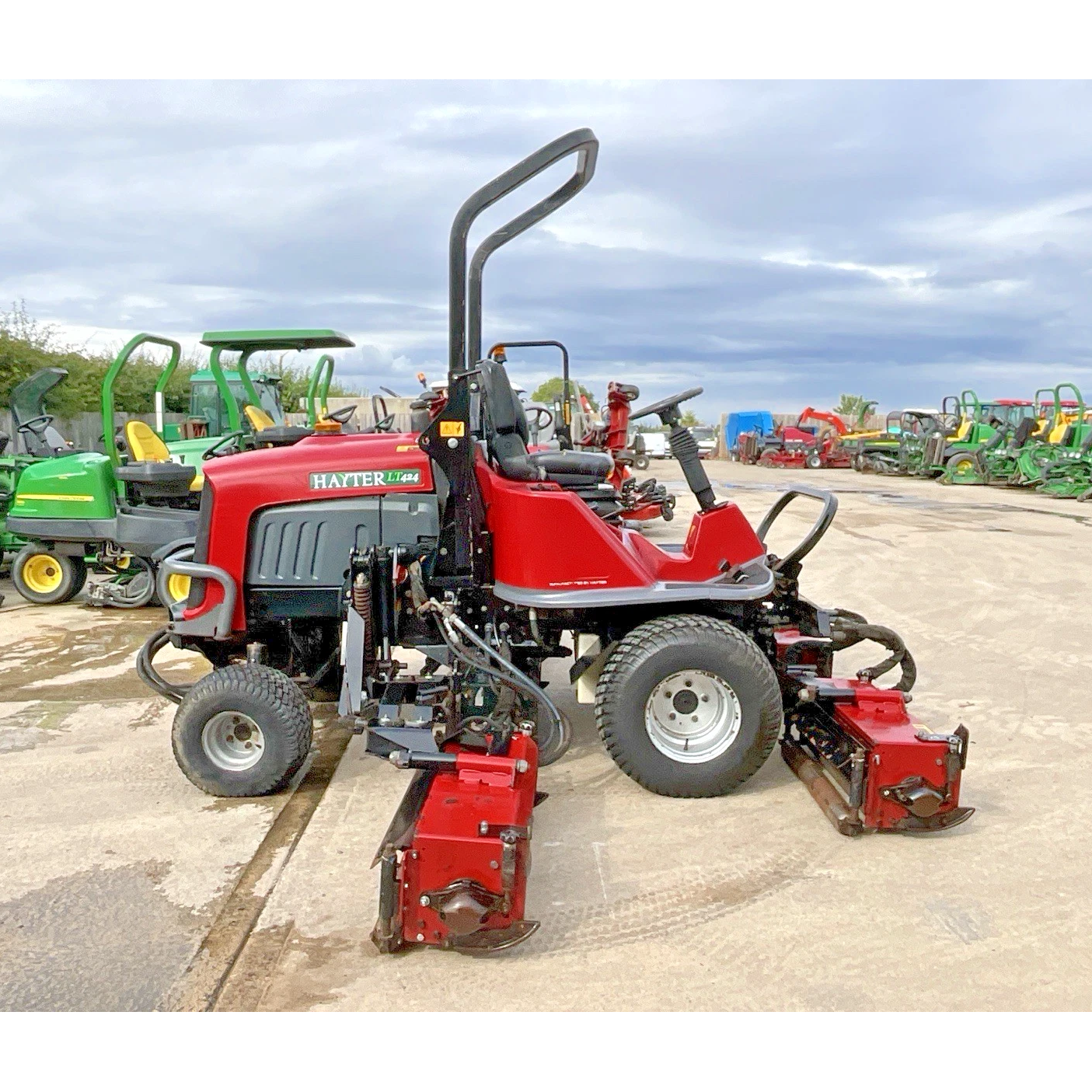 2011 TORO HAYTER LT4240