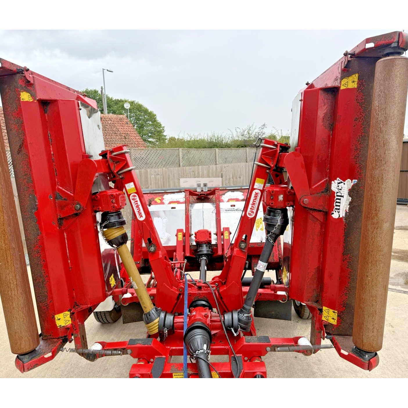 2011 TRIMAX PEGASUS 493