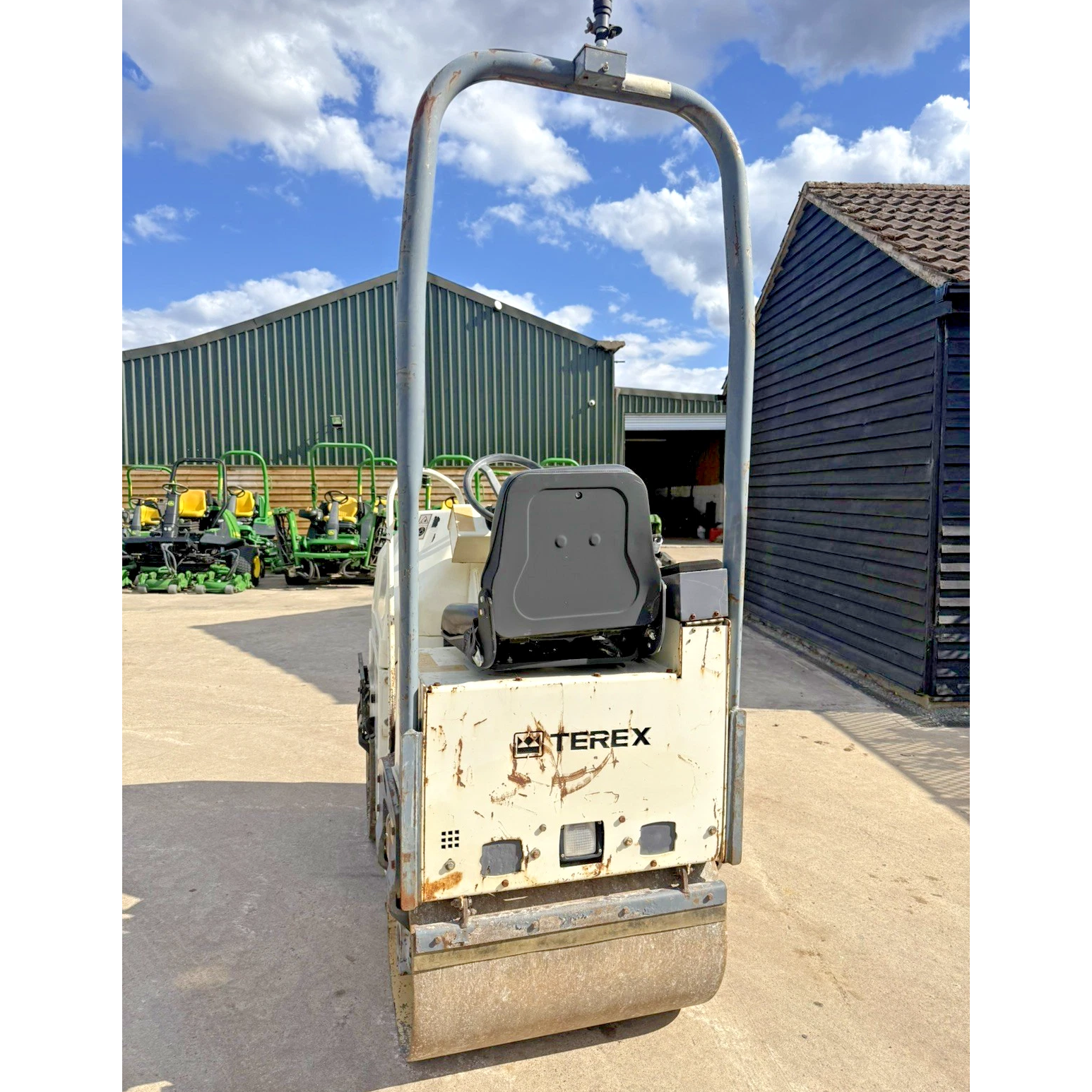 2012 BENFORD TEREX TV800