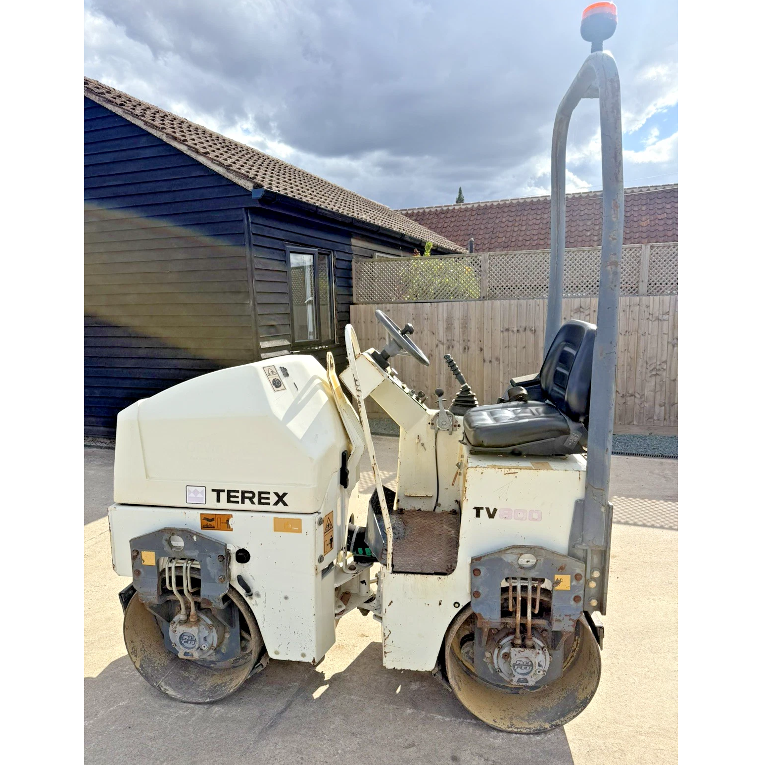 2012 BENFORD TEREX TV800