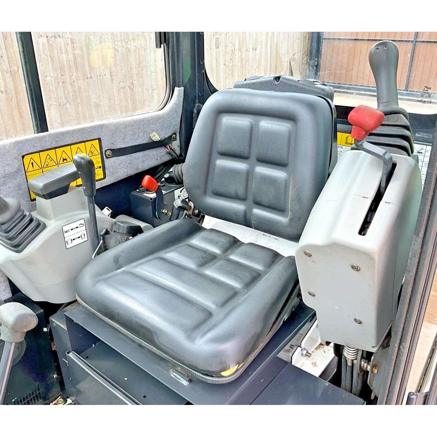 2012 BOBCAT E16