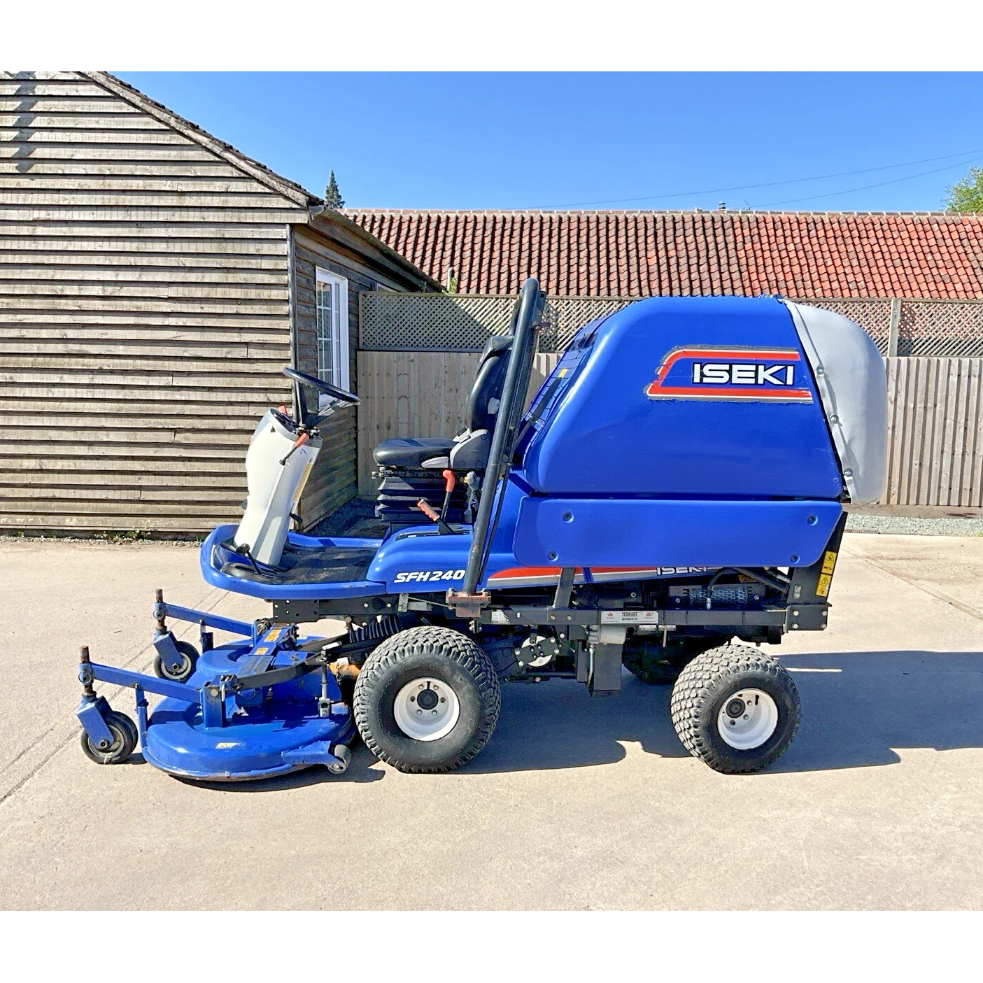 2012 ISEKI SF240