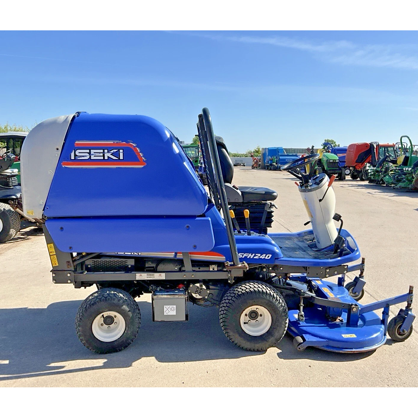 2012 ISEKI SF240