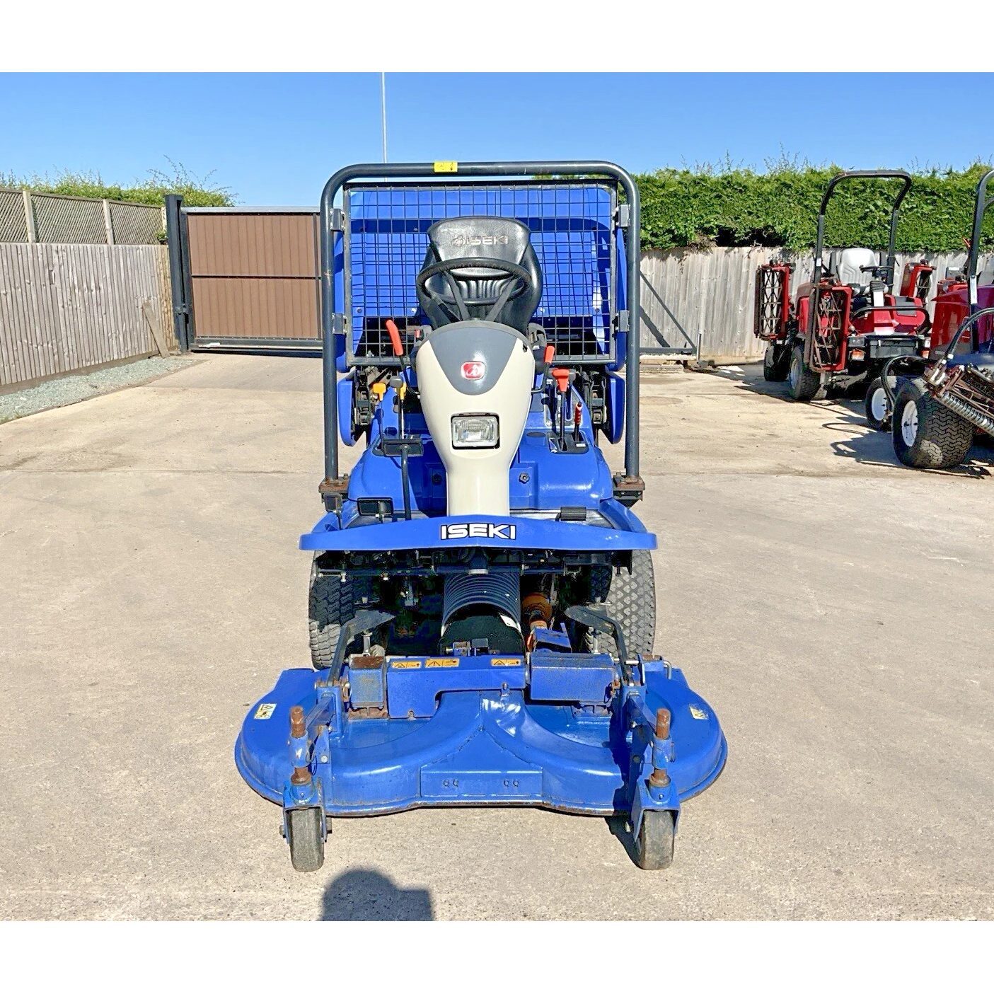 2012 ISEKI SF240