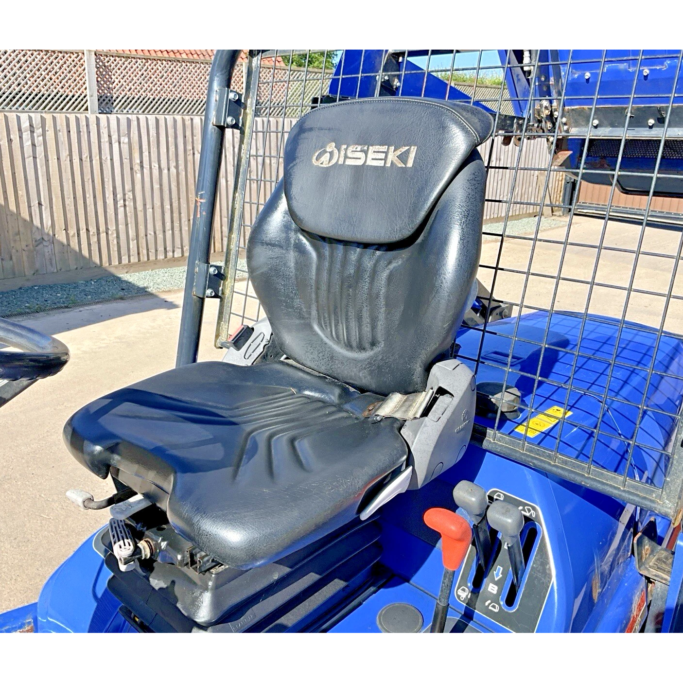 2012 ISEKI SF240