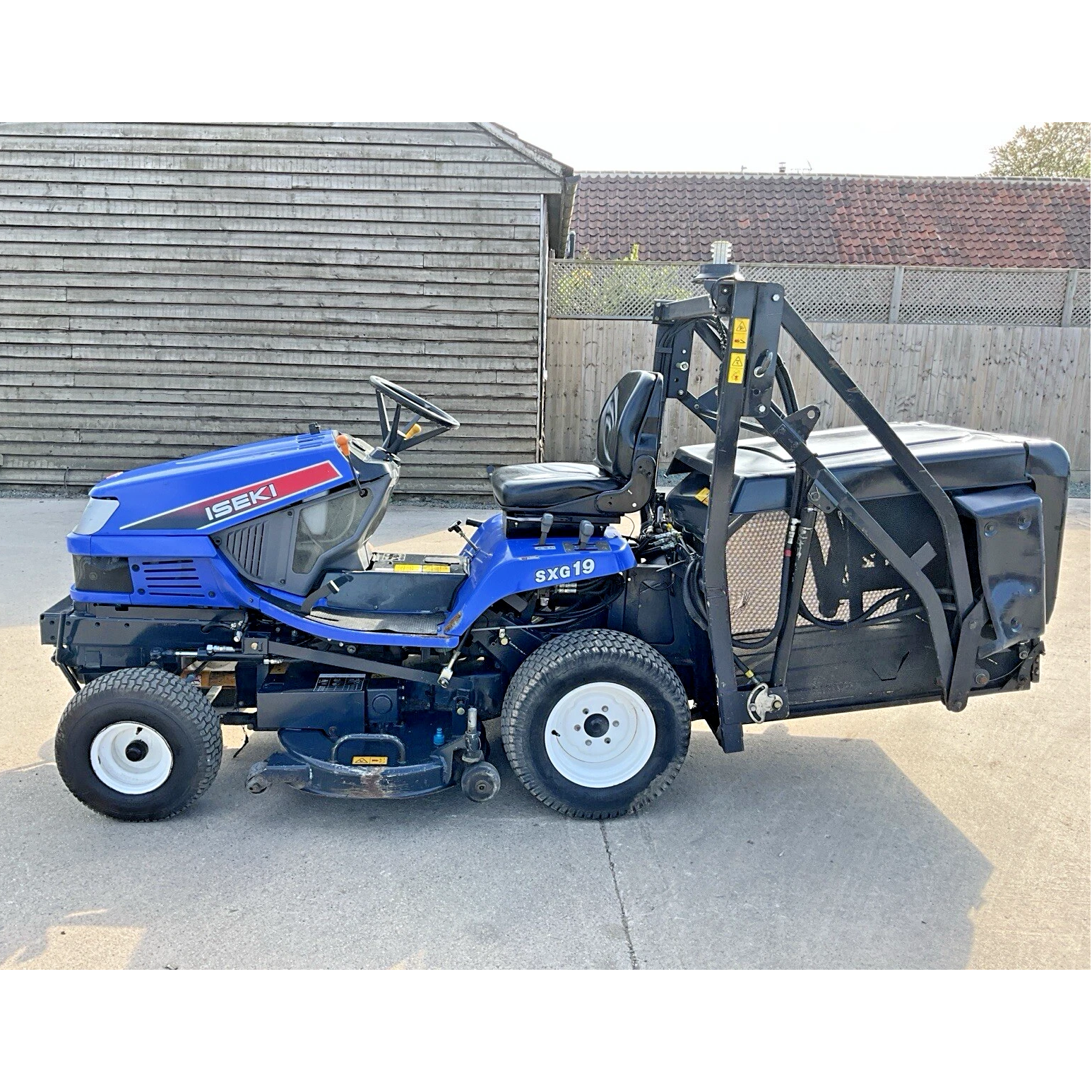 2012 ISEKI SXG19