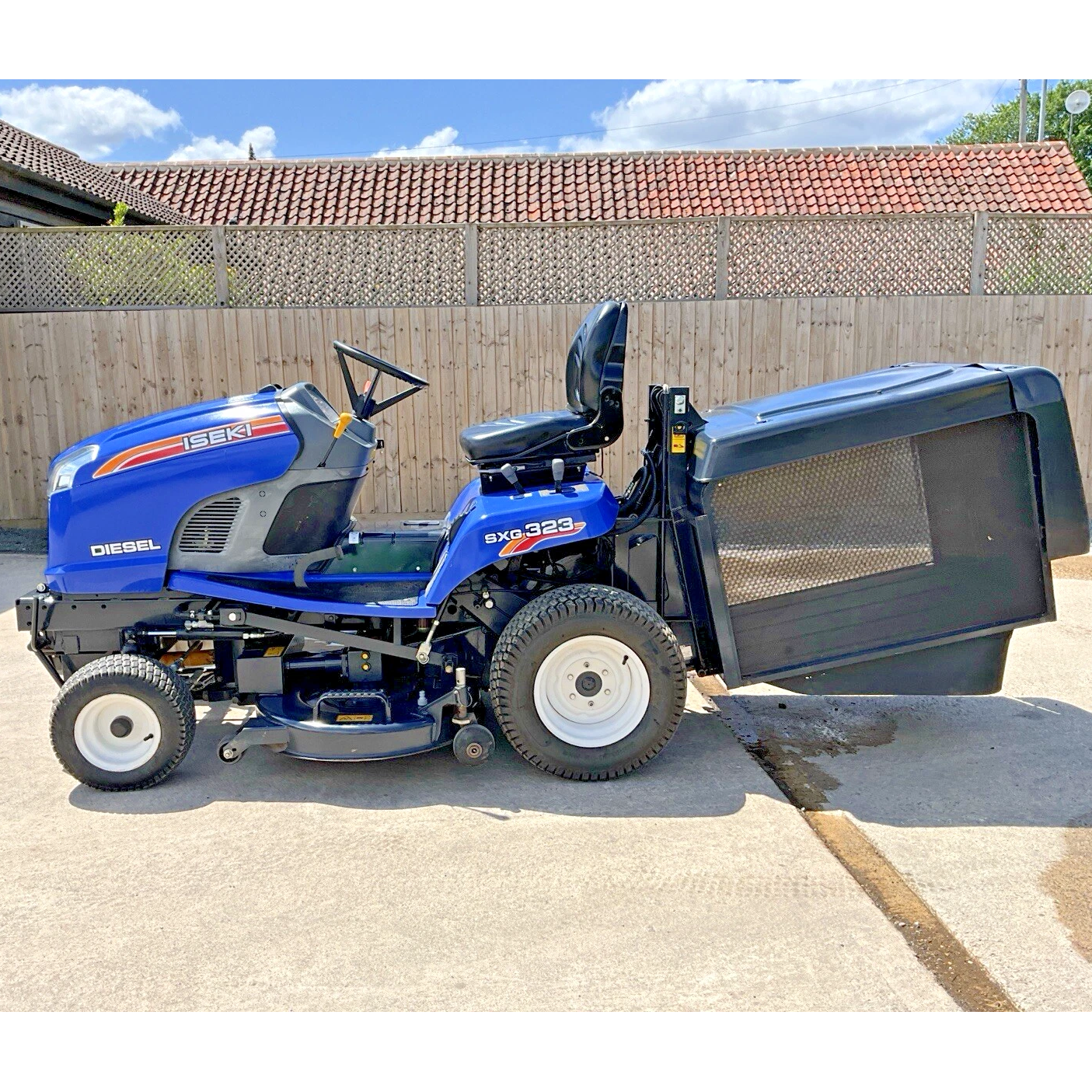 2012 ISEKI SXG323 578