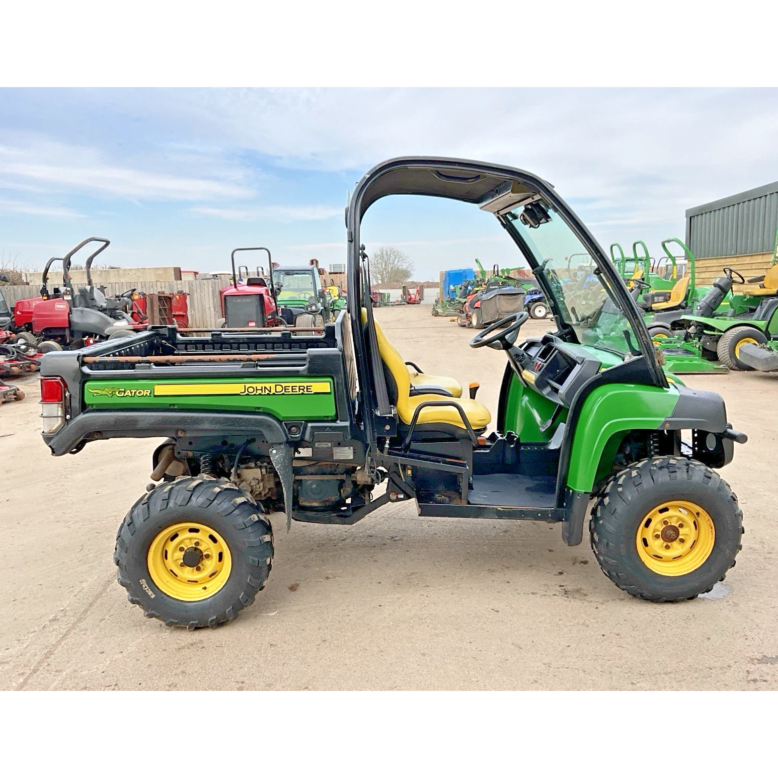 2012 JOHN DEERE 855D