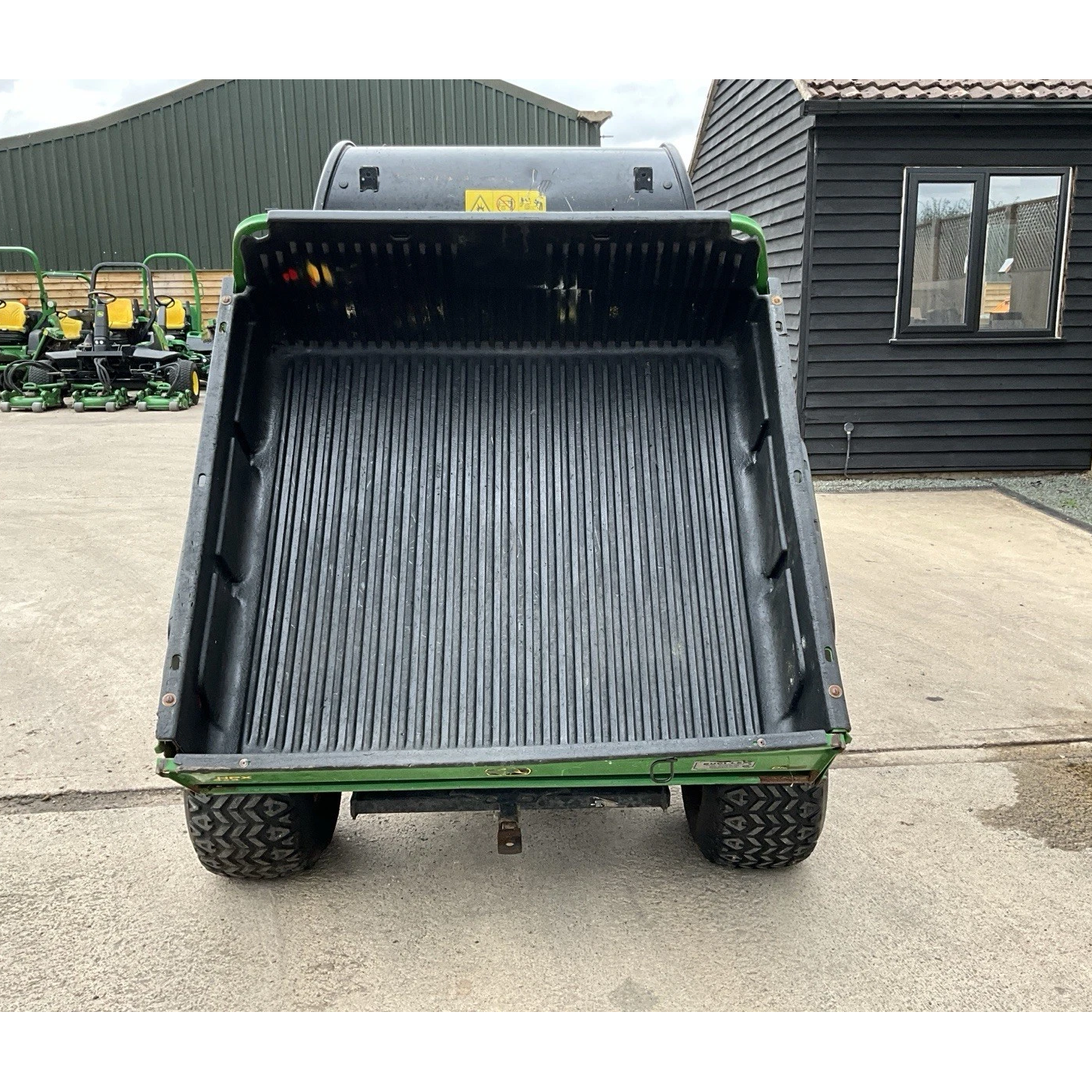 2012 JOHN DEERE HPX