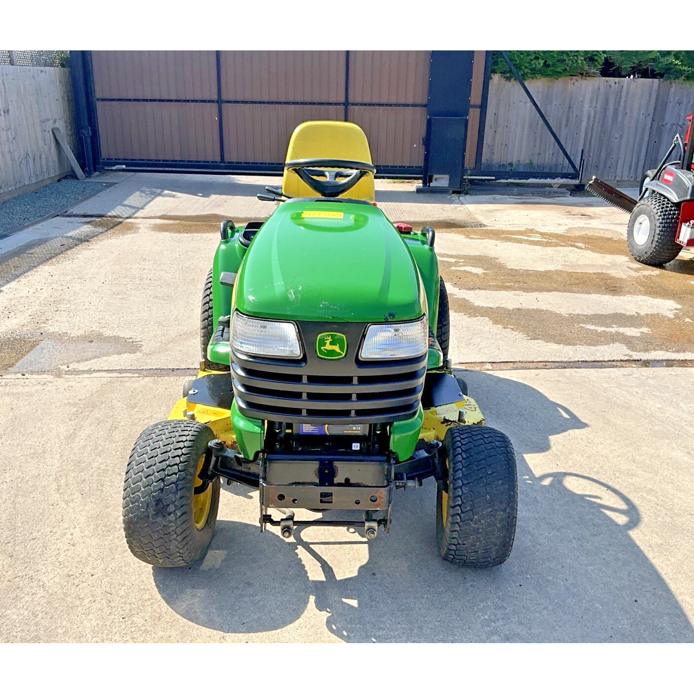 2012 JOHN DEERE X740