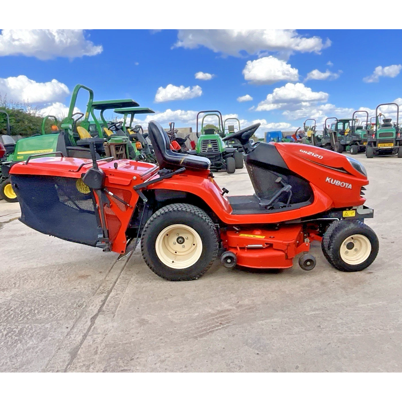 2012 KUBOTA GR2120