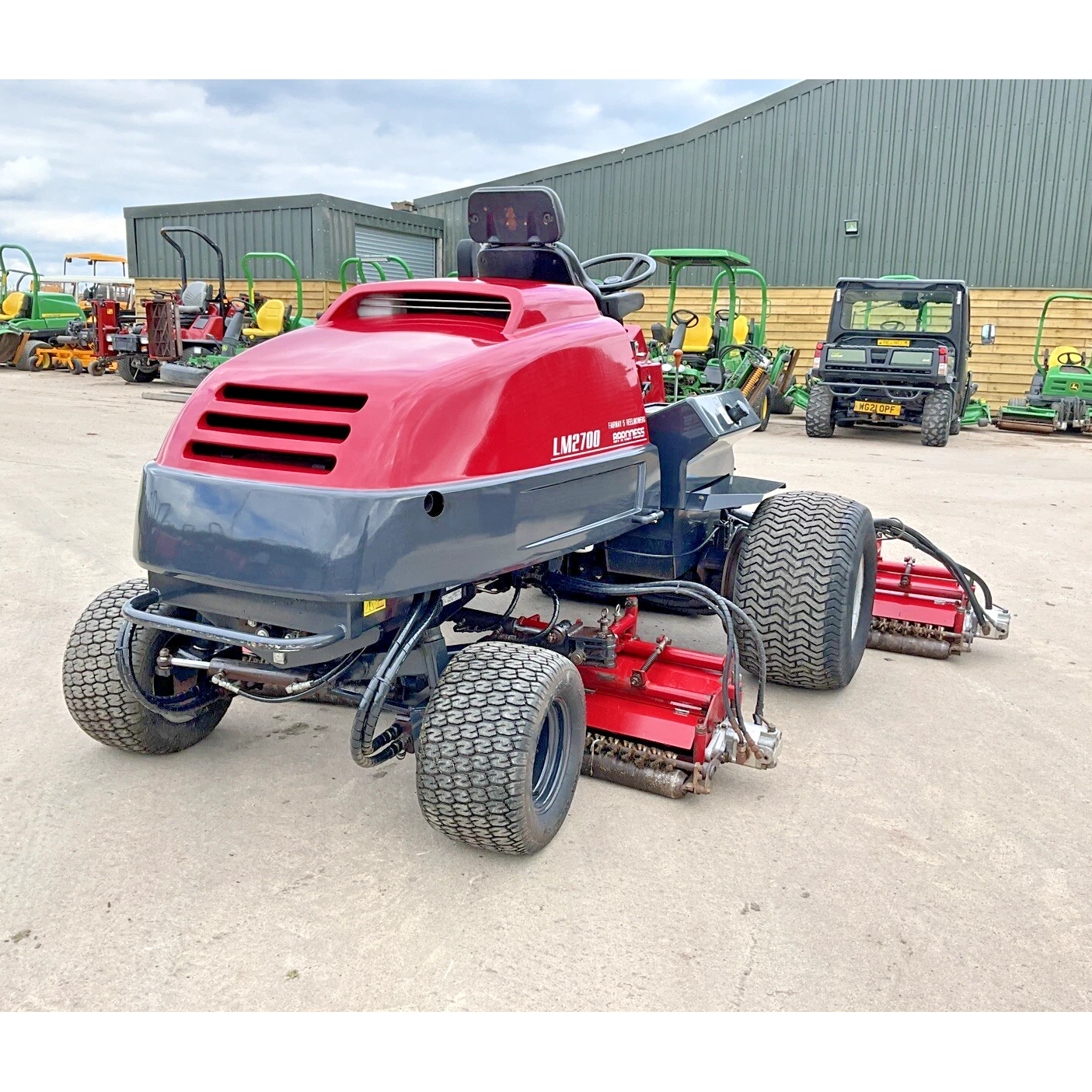 2013 BARONESS LM2700