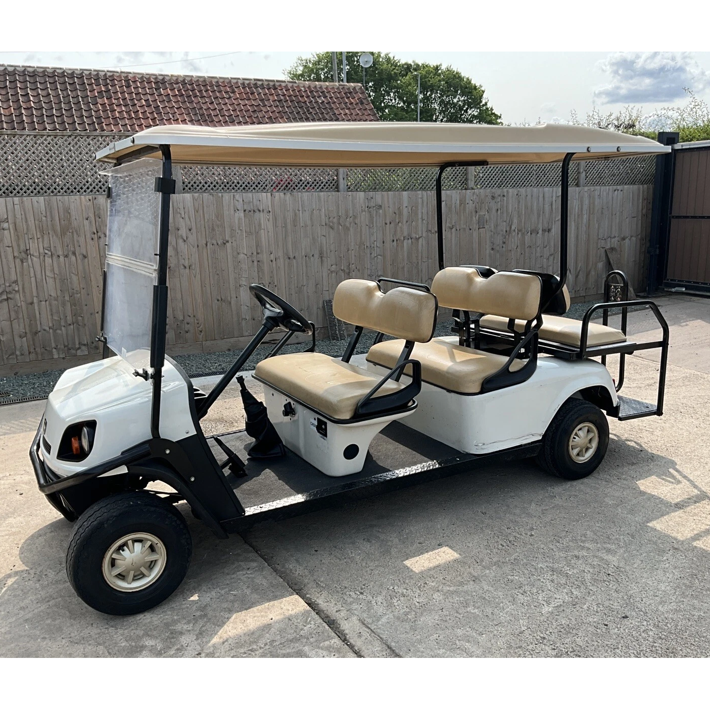 2013 EZGO CUSHMAN 6 SEATER