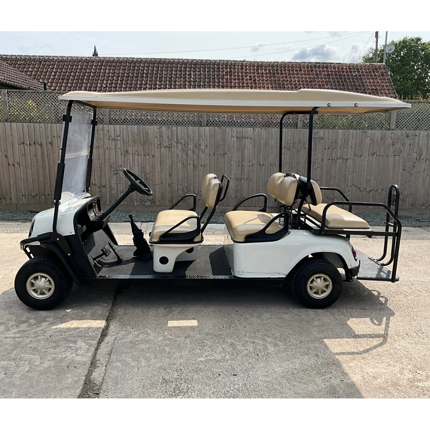 2013 EZGO CUSHMAN 6 SEATER