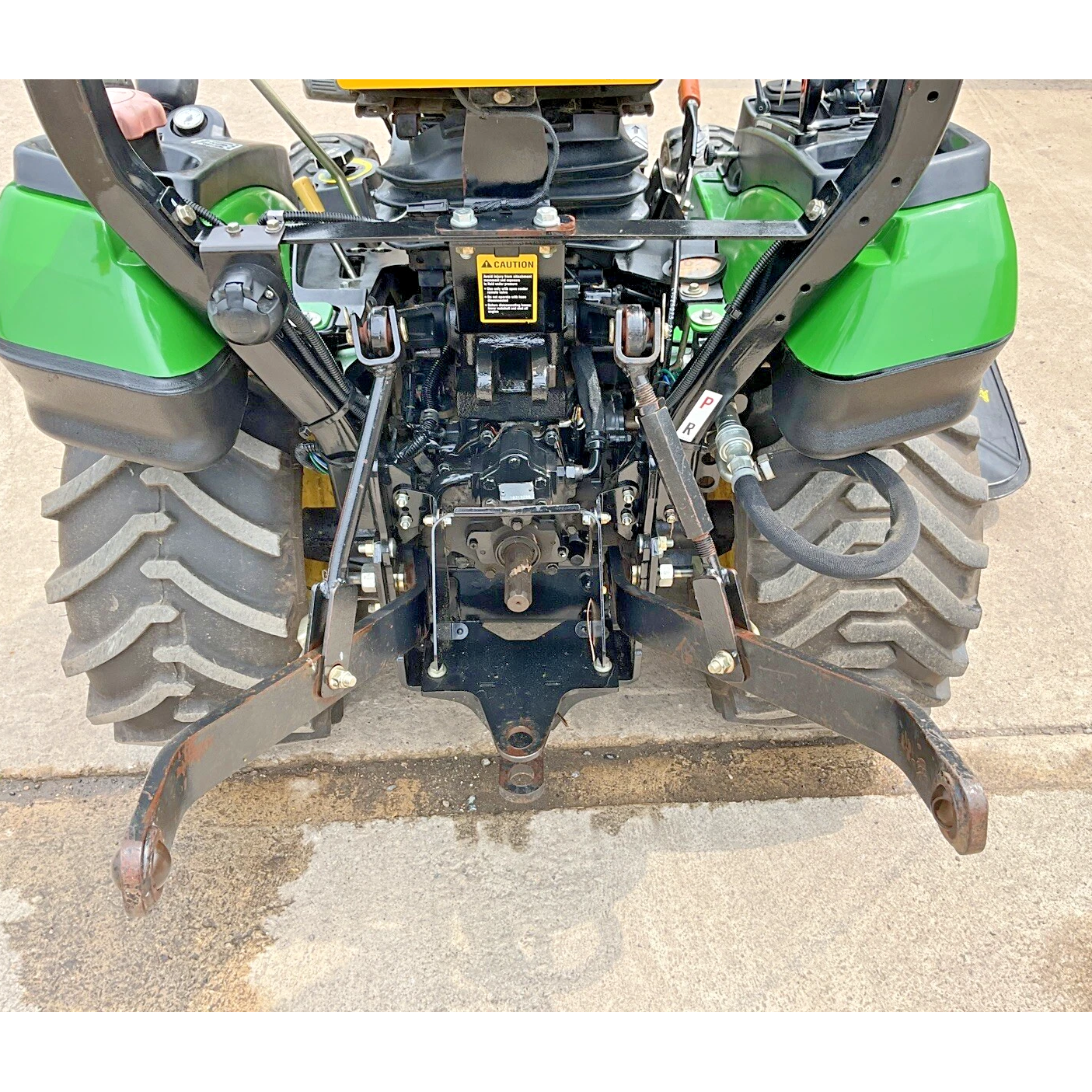 2013 JOHN DEERE 1026R