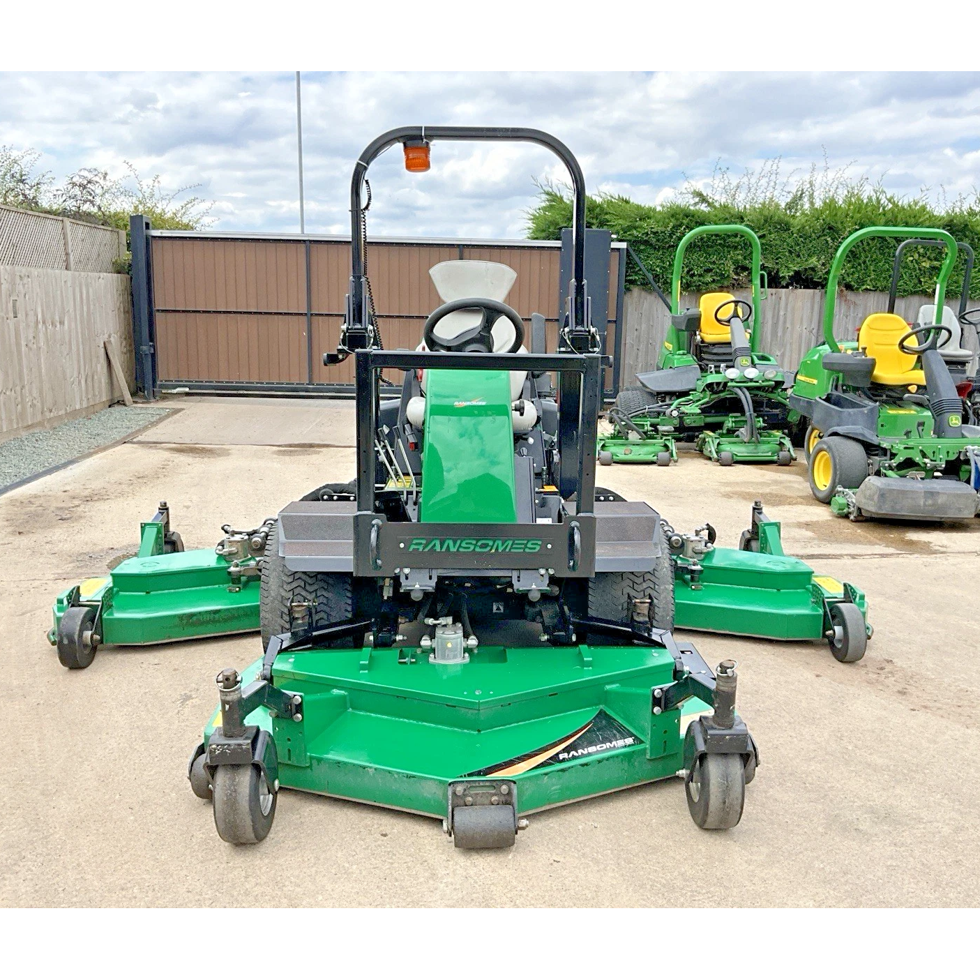2013 RANSOMES HR6010