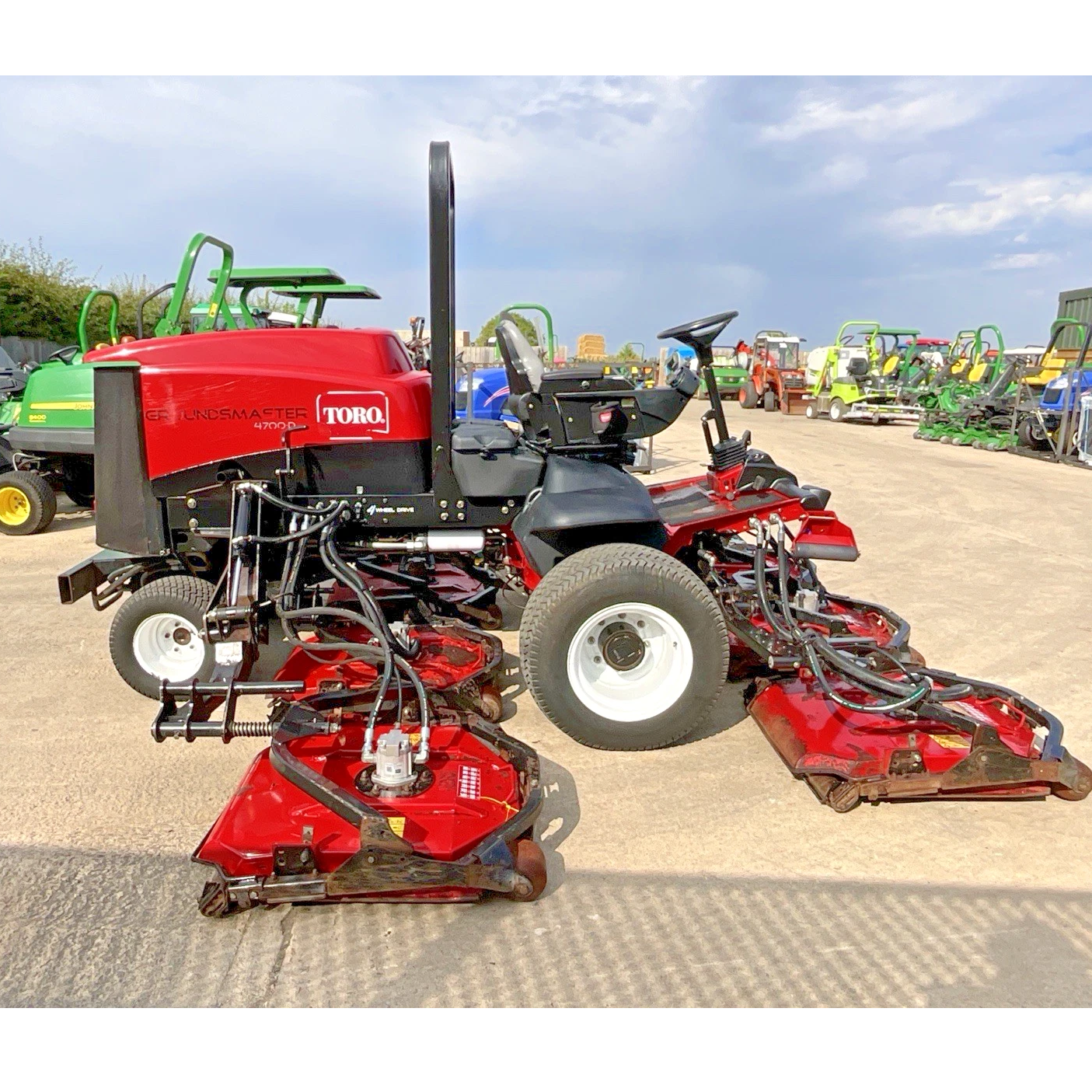 2013 TORO GROUNDMASTER 4700-D