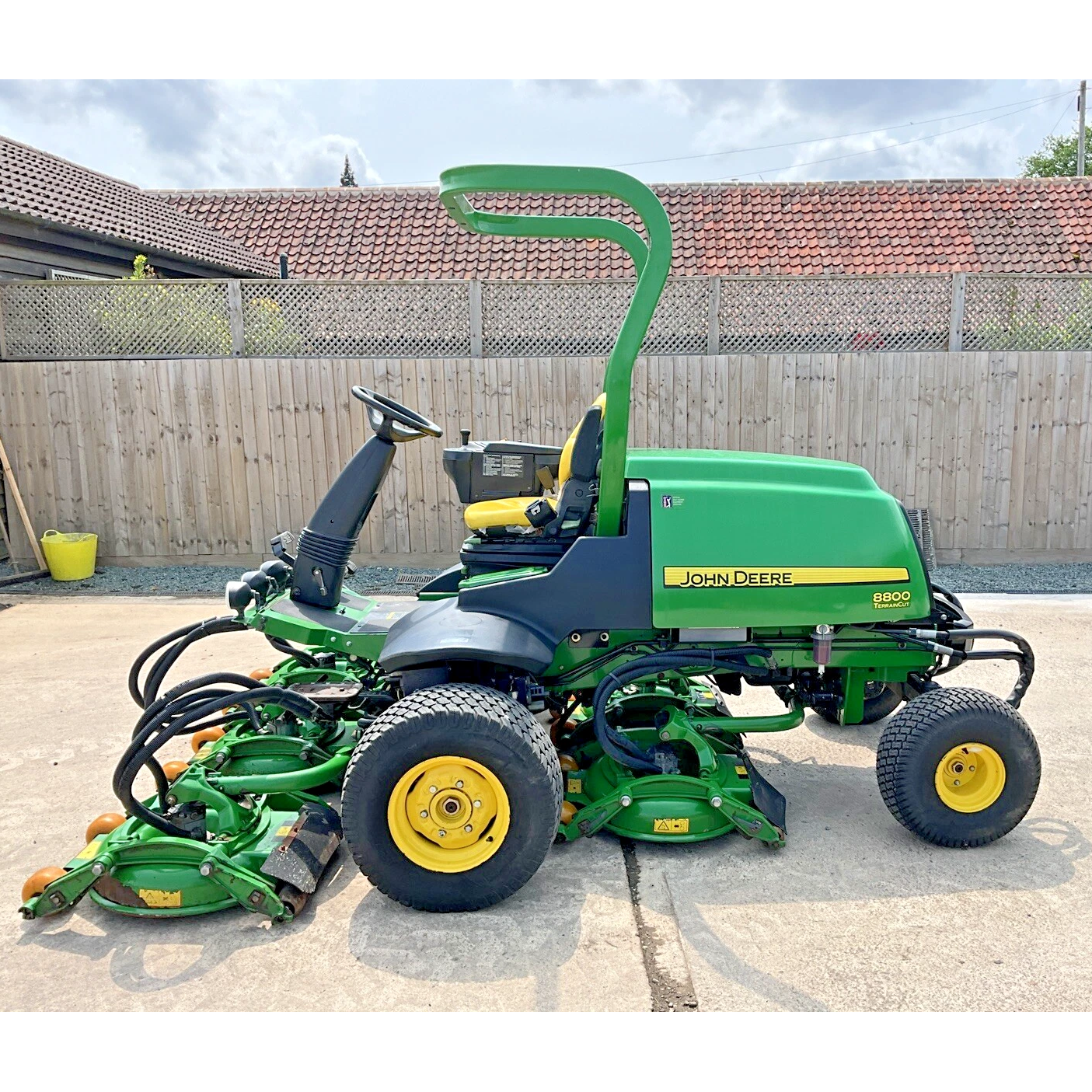 2014 JOHN DEERE 8800