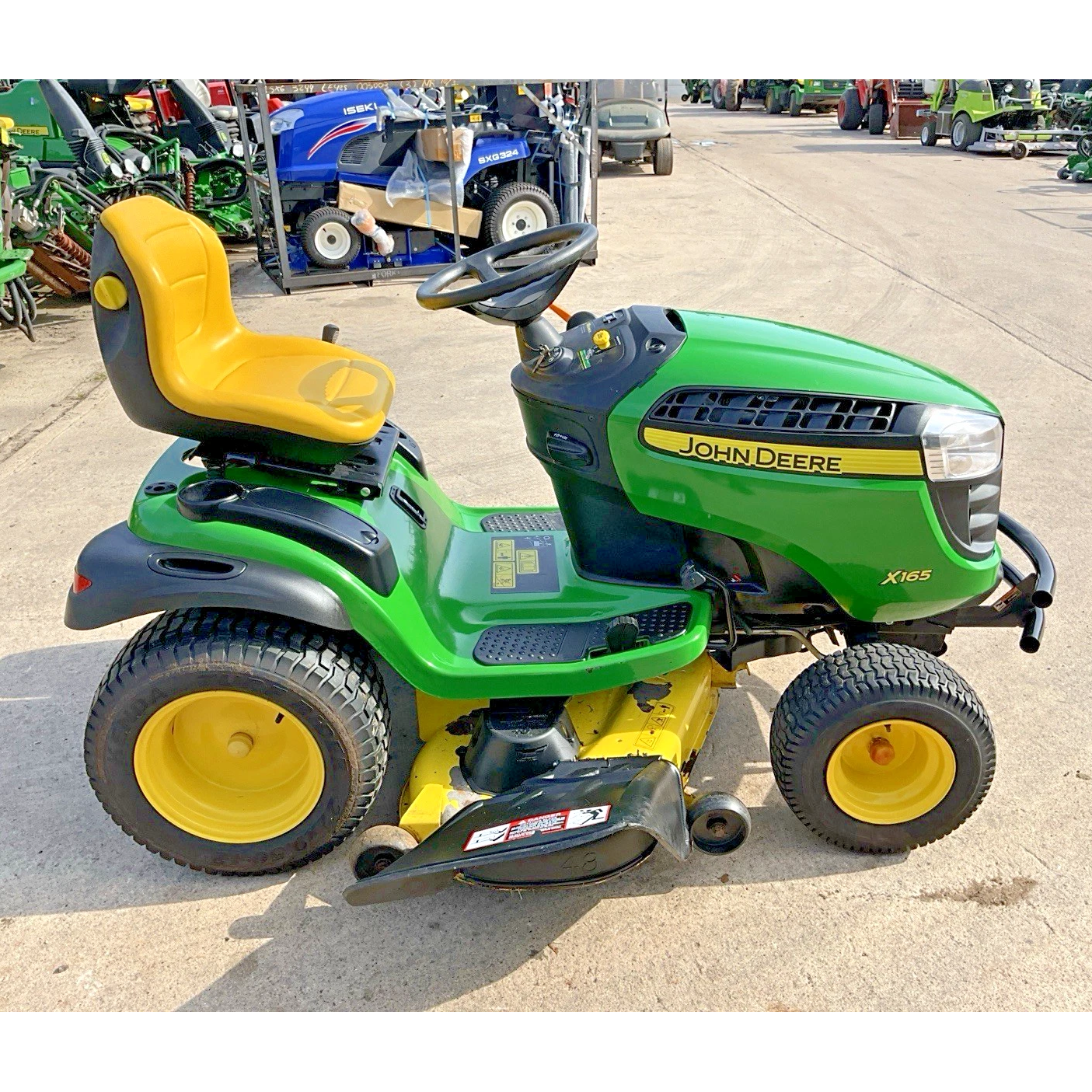 2014 JOHN DEERE X165