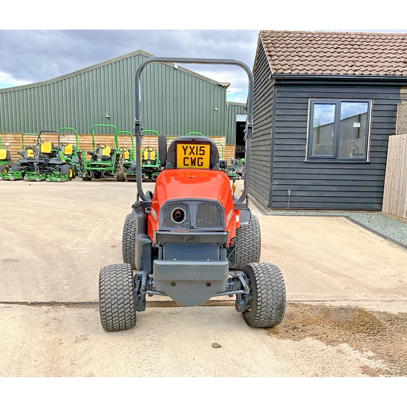 2014 KUBOTA F3890